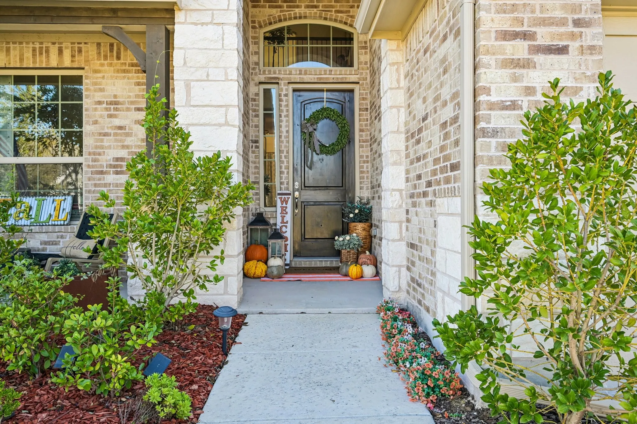Single Family Residence For Sale in Grayson County , 517 Red Barn, Van Alstyne, Texas 75495, 4 Bedroom, 3 Bathroom, 2 Garage spaces, 2,487 Sqft, built in 2024, mls#21404531, Real Estate Agent in Van Alstyne, Homes For Sale in Grayson county, Homes For Sale in Van Alstyne, Realtor in Van Alstyne Texas, Real Estate Brokerage Independent Realty Texas, Luminita Cordes Realtor