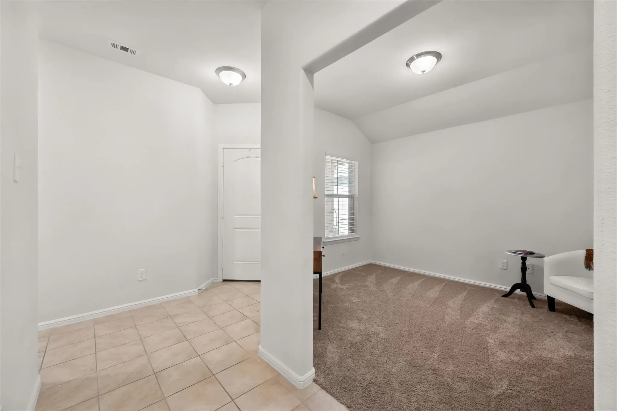 Single Family Residence For Sale in Tarrant County , 837 Walls Boulevard, Crowley, Texas 76036, 4 Bedroom, 2 Bathroom, 2 Garage spaces, 1,837 Sqft, built in 2019, mls#21406635, Real Estate Agent in Crowley, Homes For Sale in Tarrant county, Homes For Sale in Crowley, Realtor in Crowley Texas, Real Estate Brokerage Independent Realty Texas, Luminita Cordes Realtor