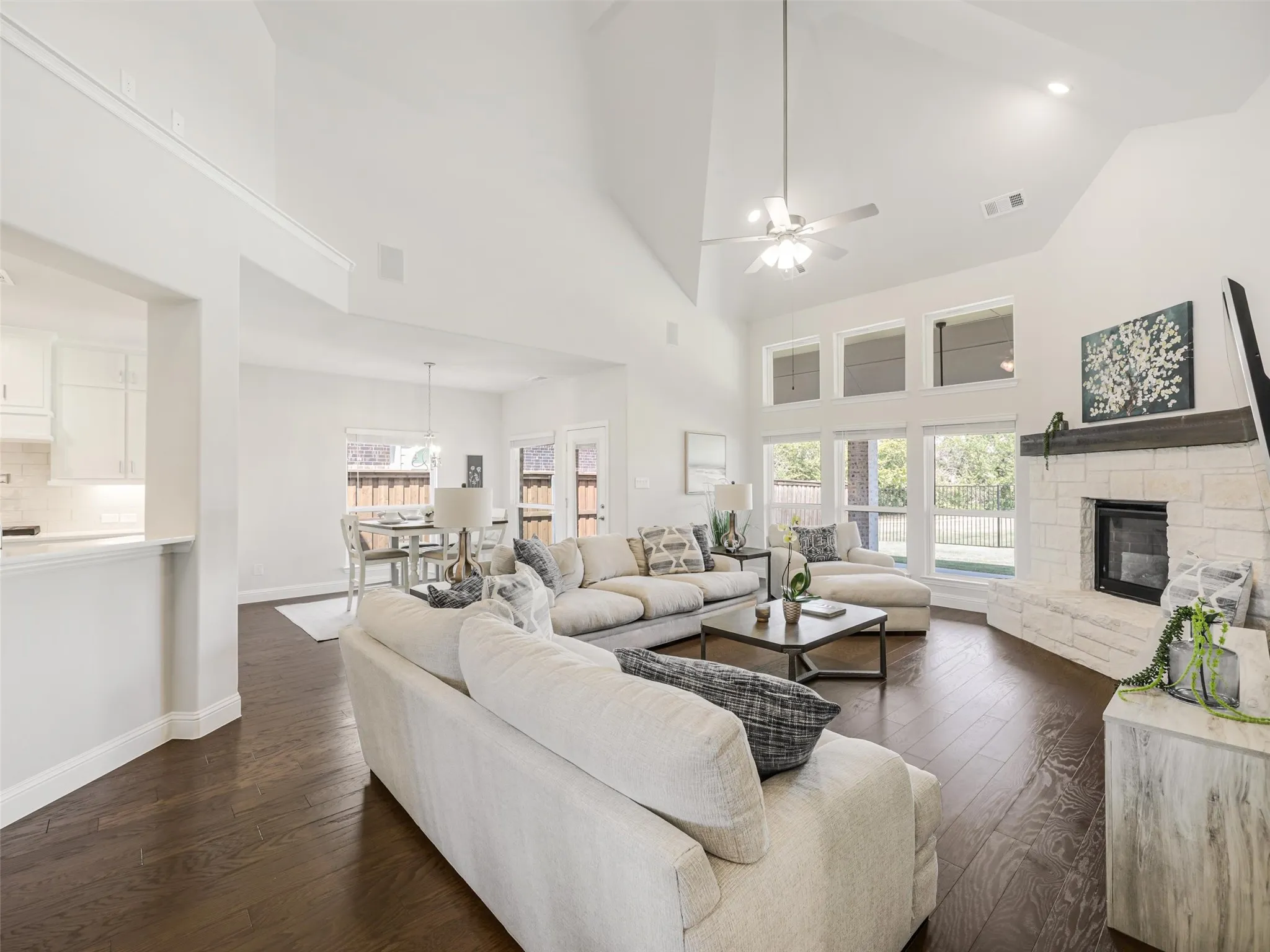 Single Family Residence For Sale in Collin County , 3616 Bennett Trail, Celina, Texas 75009, 5 Bedroom, 4 Bathroom, 2 Garage spaces, 4,301 Sqft, built in 2023, mls#21406391, Real Estate Agent in Celina, Homes For Sale in Collin county, Homes For Sale in Celina, Realtor in Celina Texas, Real Estate Brokerage Independent Realty Texas, Luminita Cordes Realtor