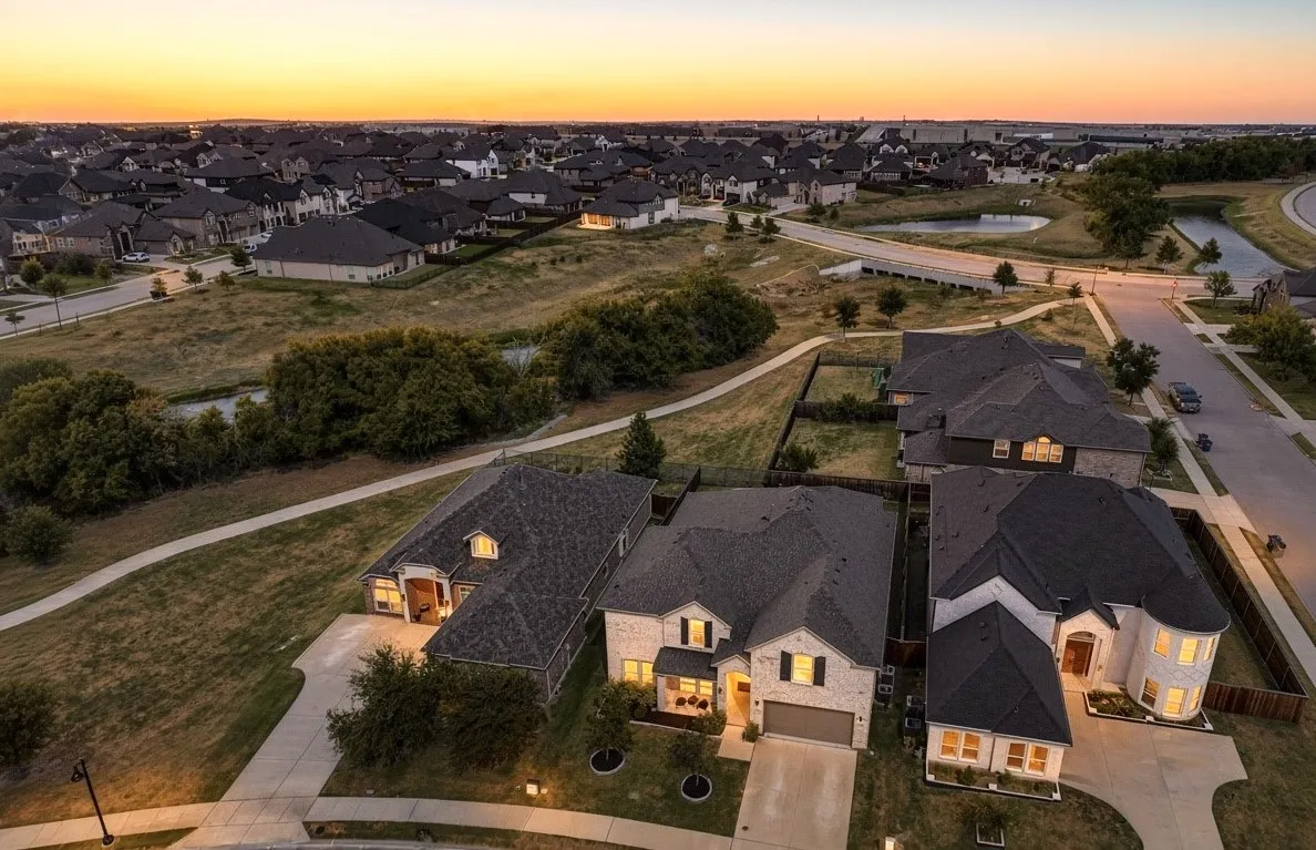 Single Family Residence For Sale in Collin County , 3616 Bennett Trail, Celina, Texas 75009, 5 Bedroom, 4 Bathroom, 2 Garage spaces, 4,301 Sqft, built in 2023, mls#21406391, Real Estate Agent in Celina, Homes For Sale in Collin county, Homes For Sale in Celina, Realtor in Celina Texas, Real Estate Brokerage Independent Realty Texas, Luminita Cordes Realtor