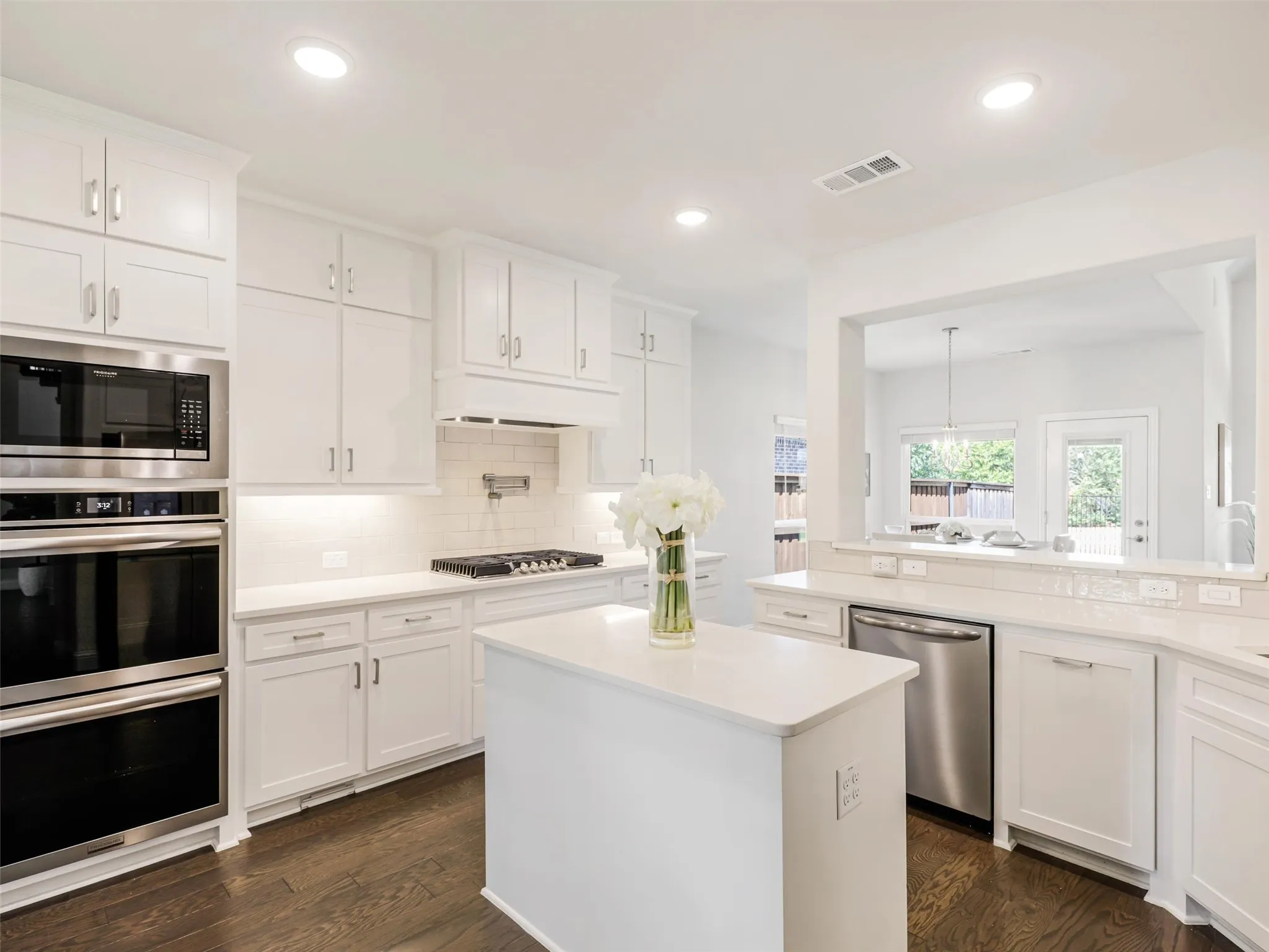 Single Family Residence For Sale in Collin County , 3616 Bennett Trail, Celina, Texas 75009, 5 Bedroom, 4 Bathroom, 2 Garage spaces, 4,301 Sqft, built in 2023, mls#21406391, Real Estate Agent in Celina, Homes For Sale in Collin county, Homes For Sale in Celina, Realtor in Celina Texas, Real Estate Brokerage Independent Realty Texas, Luminita Cordes Realtor