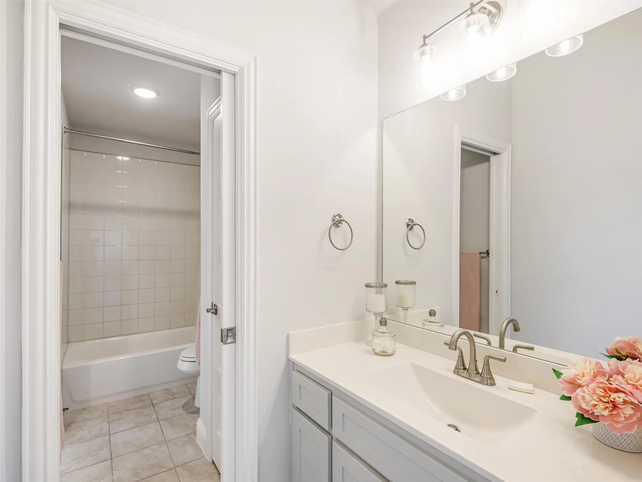 Single Family Residence For Sale in Collin County , 3616 Bennett Trail, Celina, Texas 75009, 5 Bedroom, 4 Bathroom, 2 Garage spaces, 4,301 Sqft, built in 2023, mls#21406391, Real Estate Agent in Celina, Homes For Sale in Collin county, Homes For Sale in Celina, Realtor in Celina Texas, Real Estate Brokerage Independent Realty Texas, Luminita Cordes Realtor