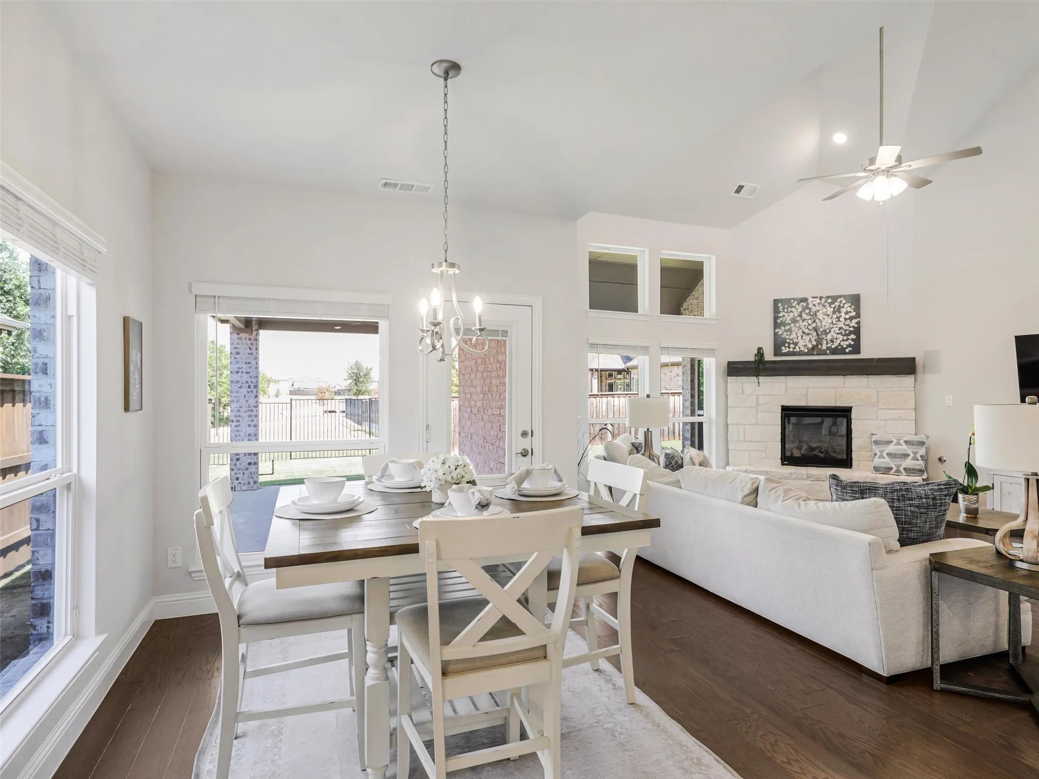 Single Family Residence For Sale in Collin County , 3616 Bennett Trail, Celina, Texas 75009, 5 Bedroom, 4 Bathroom, 2 Garage spaces, 4,301 Sqft, built in 2023, mls#21406391, Real Estate Agent in Celina, Homes For Sale in Collin county, Homes For Sale in Celina, Realtor in Celina Texas, Real Estate Brokerage Independent Realty Texas, Luminita Cordes Realtor