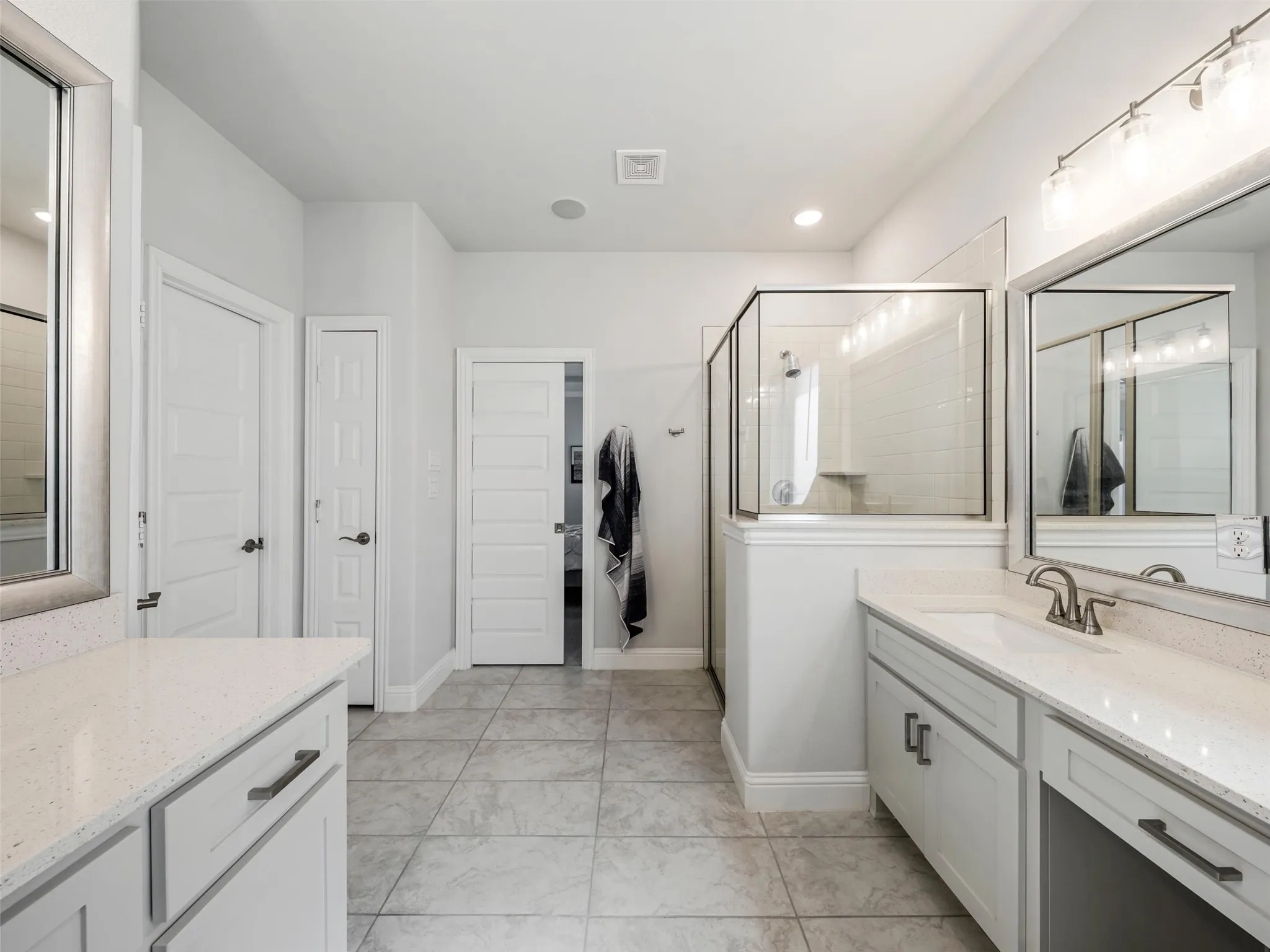 Single Family Residence For Sale in Collin County , 3616 Bennett Trail, Celina, Texas 75009, 5 Bedroom, 4 Bathroom, 2 Garage spaces, 4,301 Sqft, built in 2023, mls#21406391, Real Estate Agent in Celina, Homes For Sale in Collin county, Homes For Sale in Celina, Realtor in Celina Texas, Real Estate Brokerage Independent Realty Texas, Luminita Cordes Realtor