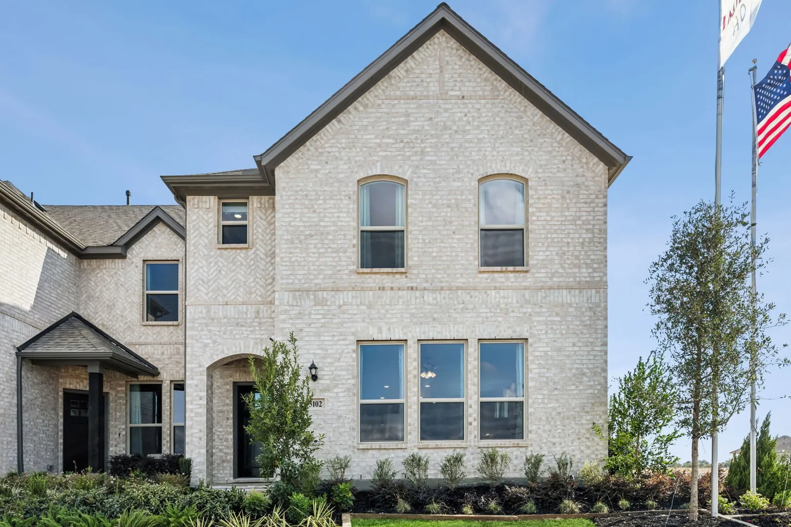 Townhouse For Sale in Rockwall County , 5102 Roll Cast Road, Royse City, Texas 75189, 3 Bedroom, 3 Bathroom, 2 Garage spaces, 2,228 Sqft, built in 2024, mls#21407001, Real Estate Agent in Royse City, Homes For Sale in Rockwall county, Homes For Sale in Royse City, Realtor in Royse City Texas, Real Estate Brokerage Independent Realty Texas, Luminita Cordes Realtor