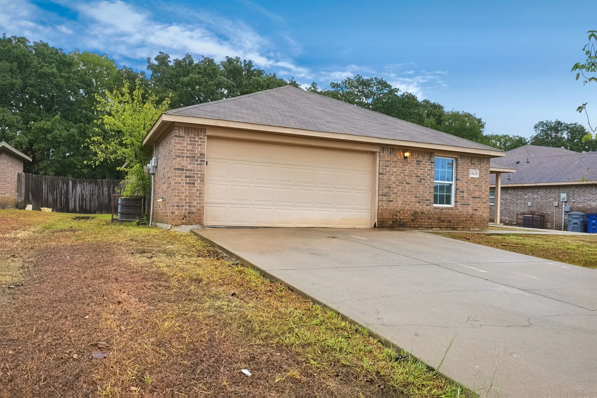 Single Family Residence For Sale in Dallas County , 15639 Danson Drive, Dallas, Texas 75253, 4 Bedroom, 2 Bathroom, 2 Garage spaces, 1,665 Sqft, built in 2012, mls#21406611, Real Estate Agent in Dallas, Homes For Sale in Dallas county, Homes For Sale in Dallas, Realtor in Dallas Texas, Real Estate Brokerage Independent Realty Texas, Luminita Cordes Realtor
