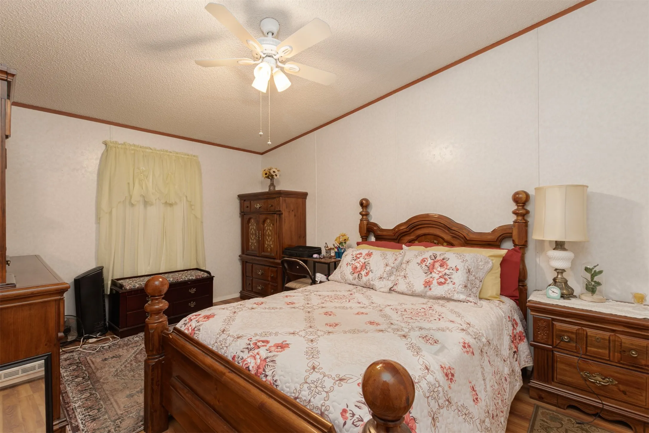 Mobile Home For Sale in Wood County , 138 S Campbell Street, Alba, Texas 75410, 4 Bedroom, 2 Bathroom, 3 Garage spaces, 2,280 Sqft, built in 2008, mls#21406840, Real Estate Agent in Alba, Homes For Sale in Wood county, Homes For Sale in Alba, Realtor in Alba Texas, Real Estate Brokerage Independent Realty Texas, Luminita Cordes Realtor