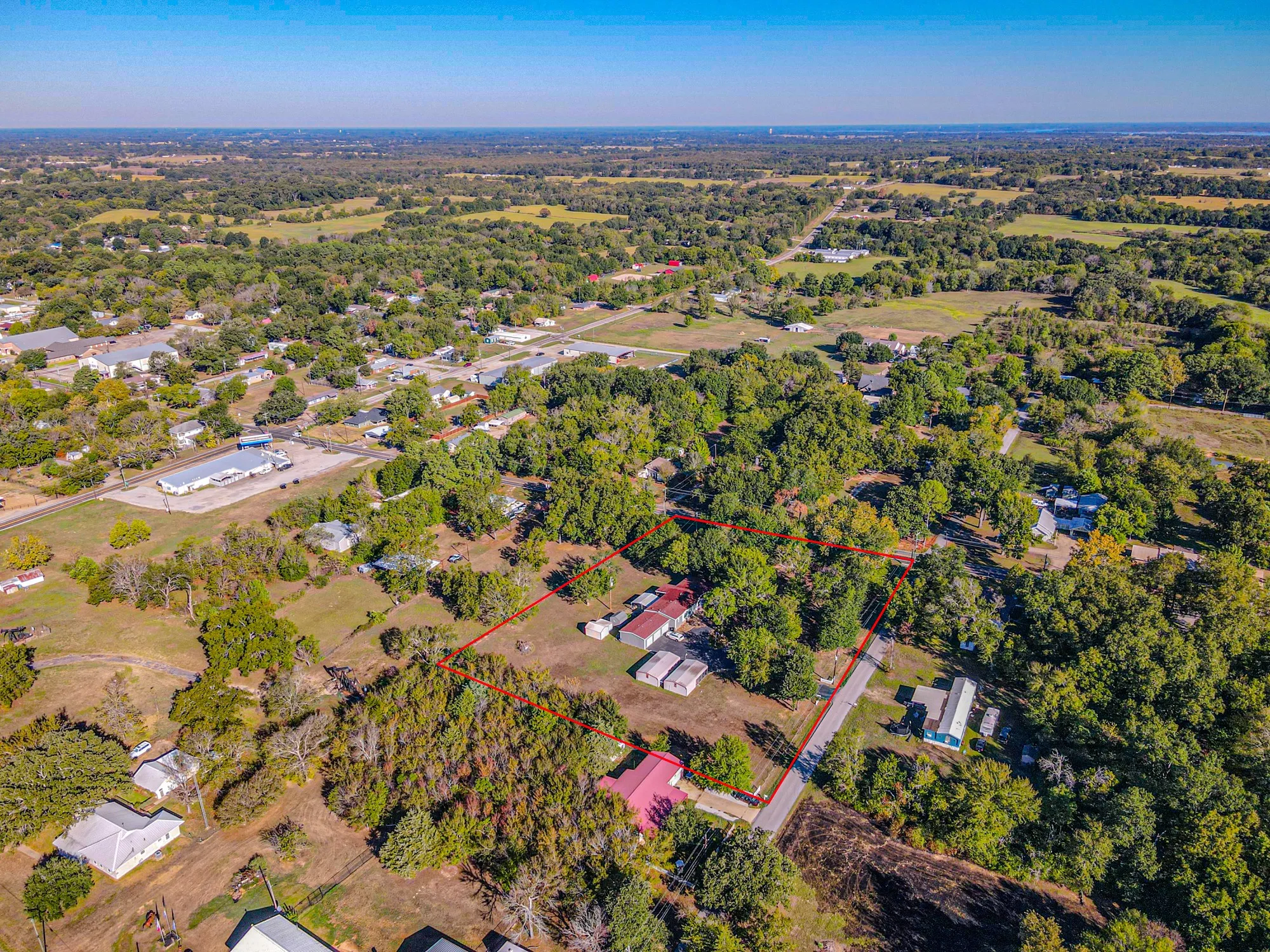 Mobile Home For Sale in Wood County , 138 S Campbell Street, Alba, Texas 75410, 4 Bedroom, 2 Bathroom, 3 Garage spaces, 2,280 Sqft, built in 2008, mls#21406840, Real Estate Agent in Alba, Homes For Sale in Wood county, Homes For Sale in Alba, Realtor in Alba Texas, Real Estate Brokerage Independent Realty Texas, Luminita Cordes Realtor