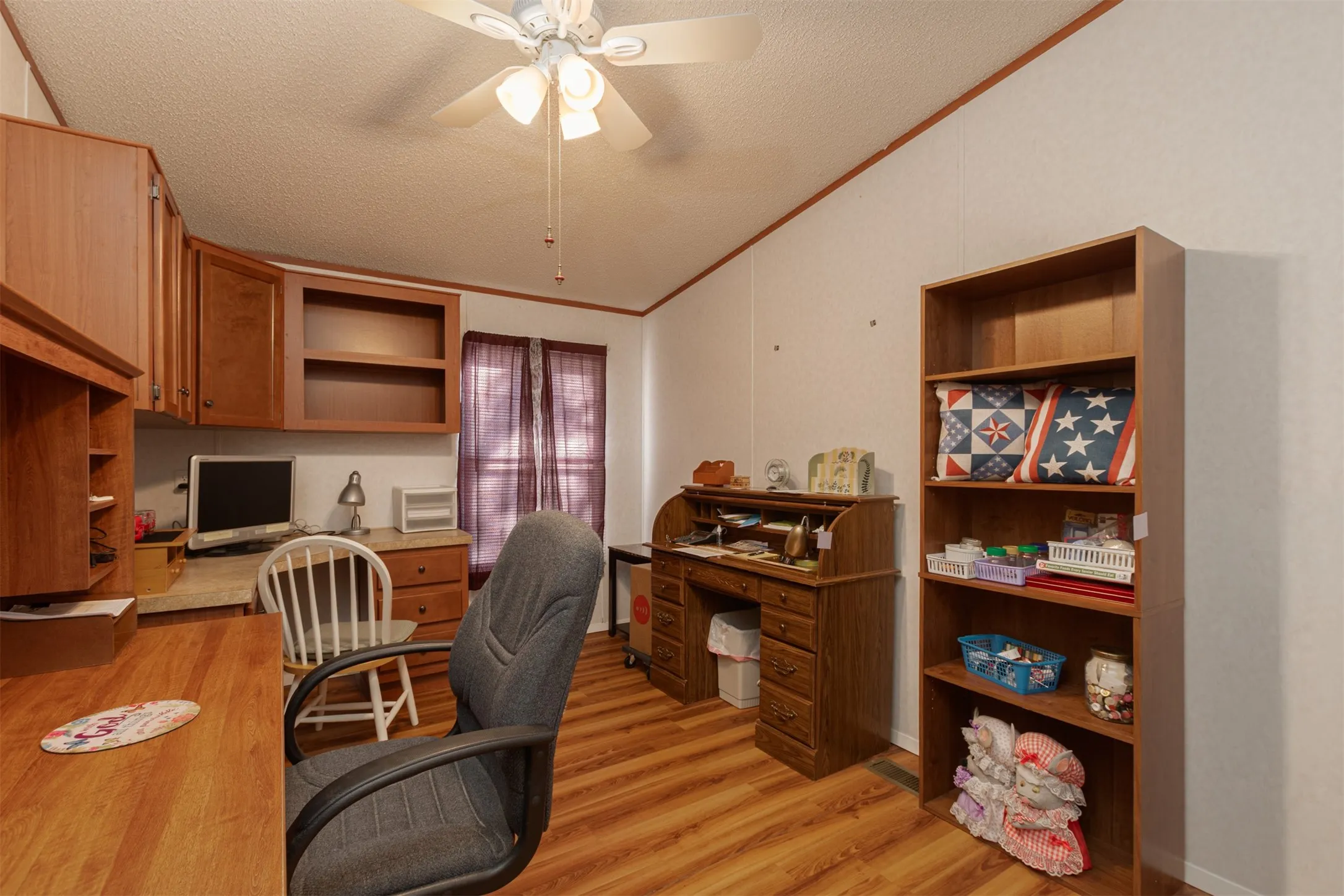 Mobile Home For Sale in Wood County , 138 S Campbell Street, Alba, Texas 75410, 4 Bedroom, 2 Bathroom, 3 Garage spaces, 2,280 Sqft, built in 2008, mls#21406840, Real Estate Agent in Alba, Homes For Sale in Wood county, Homes For Sale in Alba, Realtor in Alba Texas, Real Estate Brokerage Independent Realty Texas, Luminita Cordes Realtor