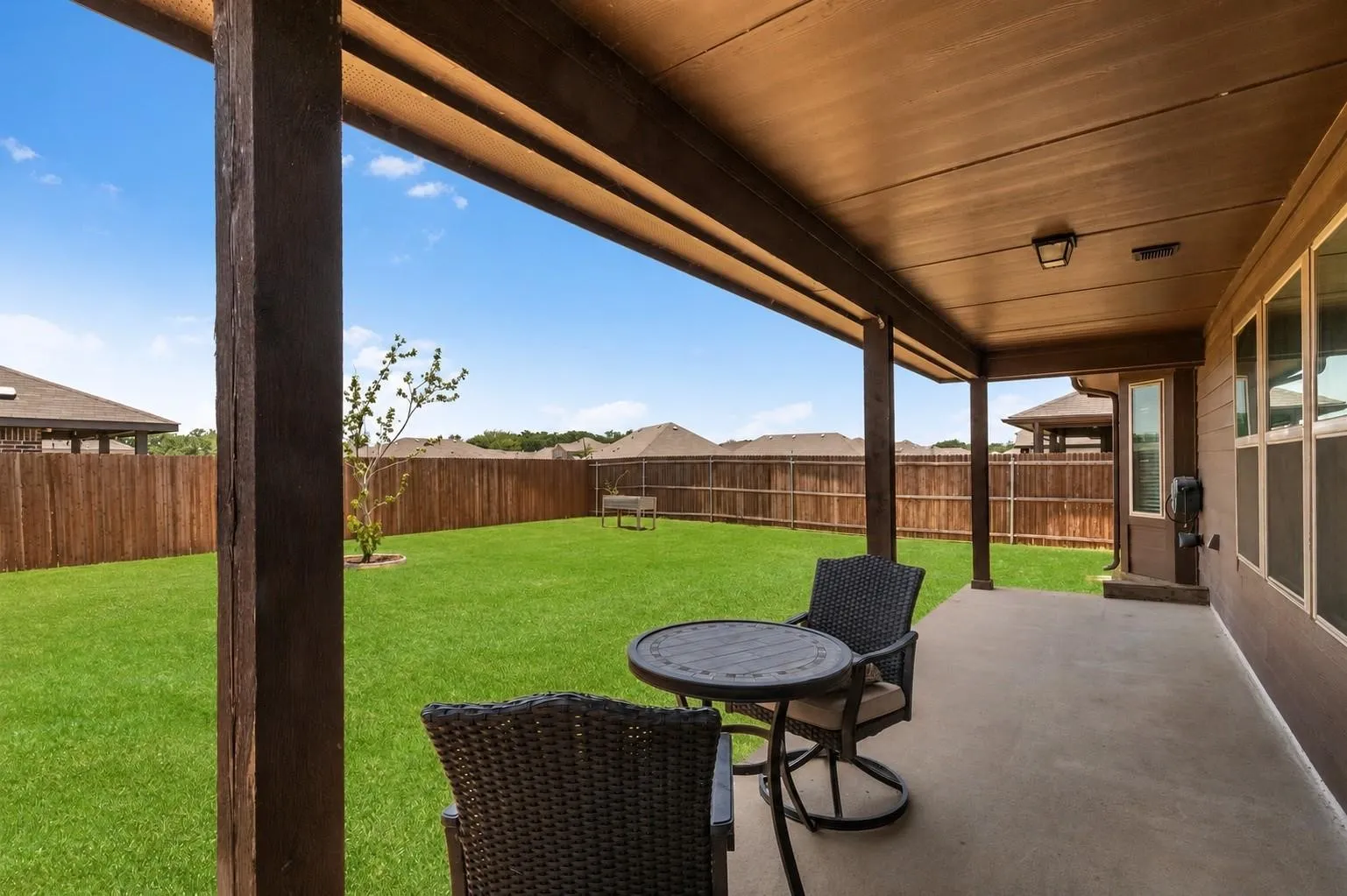 Single Family Residence For Sale in Denton County , 706 Presidio Street, Aubrey, Texas 76227, 3 Bedroom, 2 Bathroom, 2 Garage spaces, 1,878 Sqft, built in 2022, mls#21404109, Real Estate Agent in Aubrey, Homes For Sale in Denton county, Homes For Sale in Aubrey, Realtor in Aubrey Texas, Real Estate Brokerage Independent Realty Texas, Luminita Cordes Realtor
