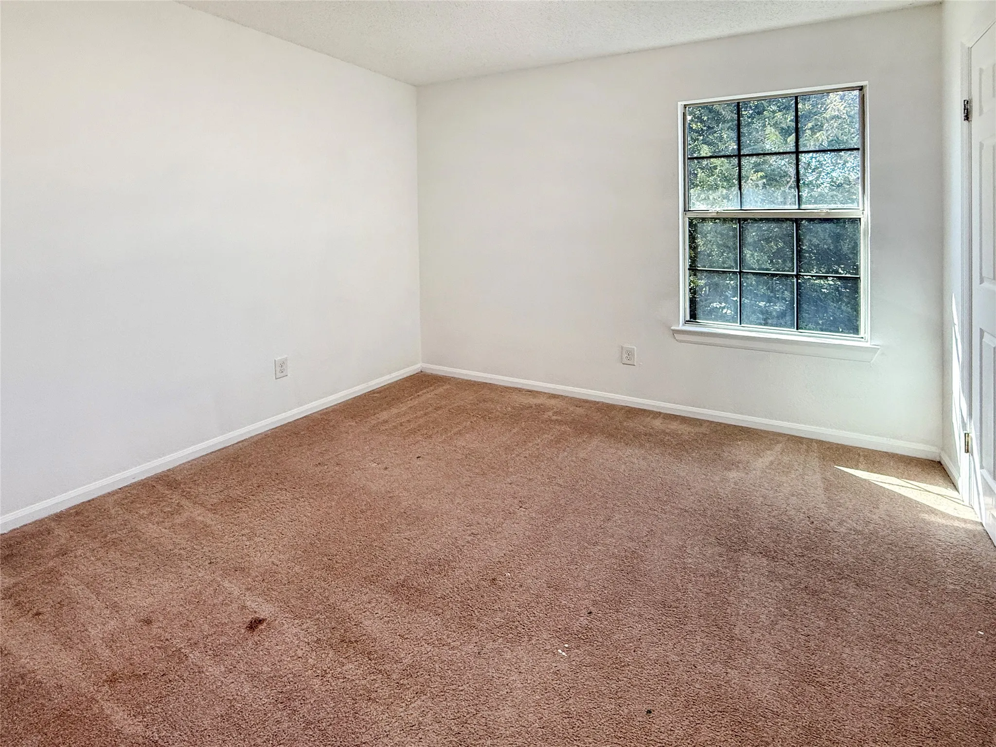 Bedroom 4 of 5