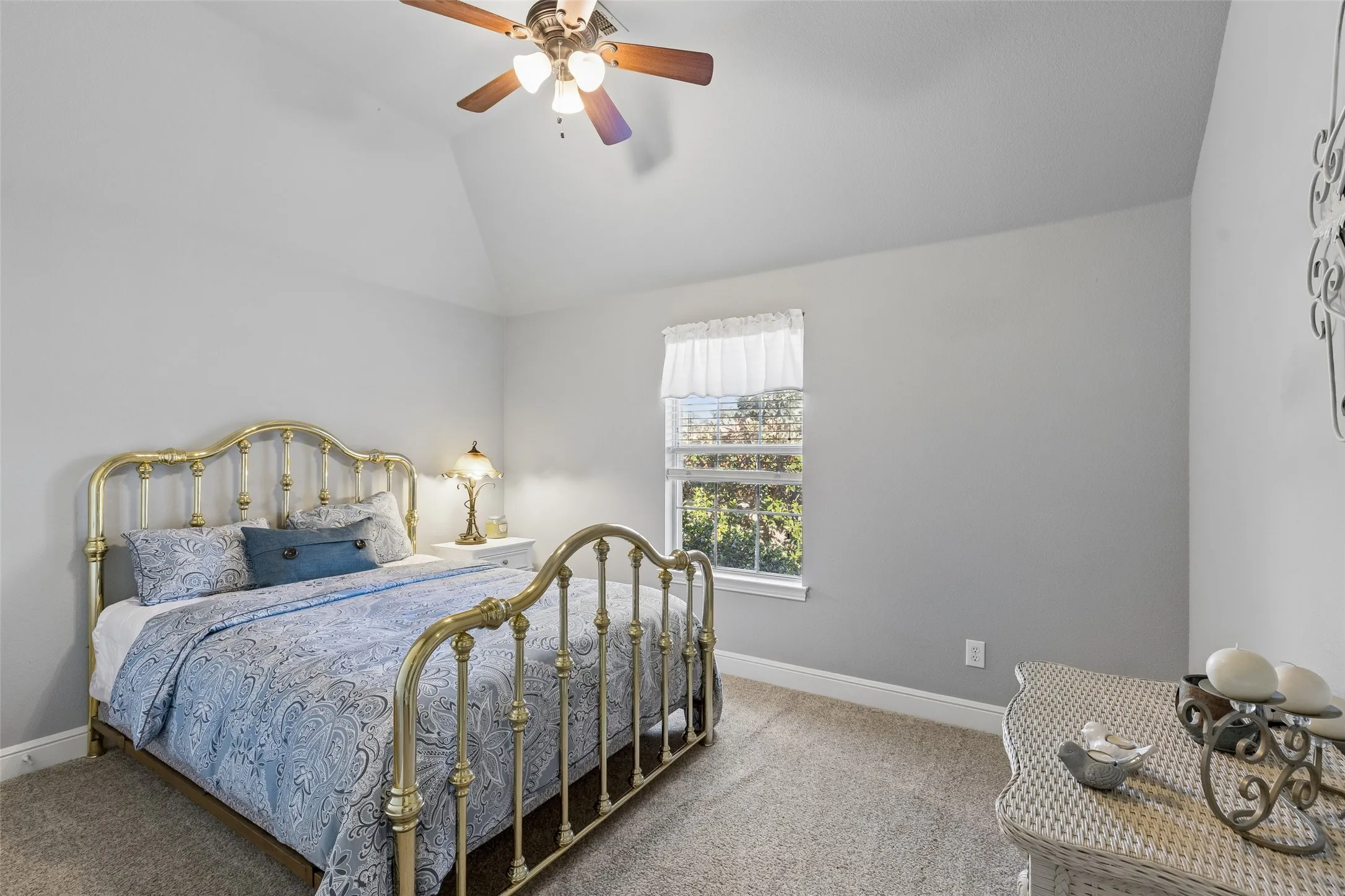 Single Family Residence For Sale in Denton County , 4605 Portsmouth Court, Flower Mound, Texas 75022, 4 Bedroom, 4 Bathroom, 3 Garage spaces, 4,292 Sqft, built in 2001, mls#21393909, Real Estate Agent in Flower Mound, Homes For Sale in Denton county, Homes For Sale in Flower Mound, Realtor in Flower Mound Texas, Real Estate Brokerage Independent Realty Texas, Luminita Cordes Realtor