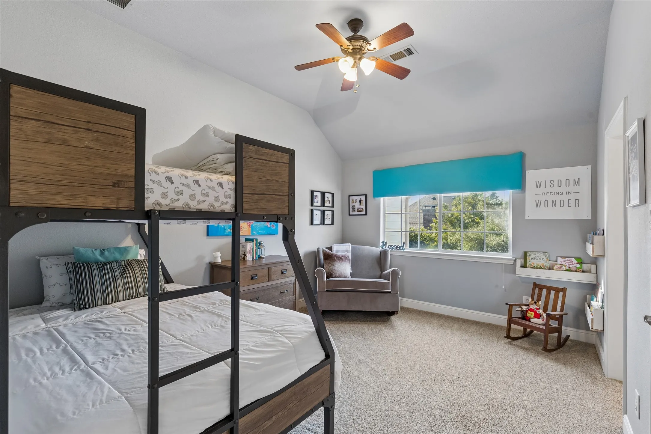 Single Family Residence For Sale in Denton County , 4605 Portsmouth Court, Flower Mound, Texas 75022, 4 Bedroom, 4 Bathroom, 3 Garage spaces, 4,292 Sqft, built in 2001, mls#21393909, Real Estate Agent in Flower Mound, Homes For Sale in Denton county, Homes For Sale in Flower Mound, Realtor in Flower Mound Texas, Real Estate Brokerage Independent Realty Texas, Luminita Cordes Realtor