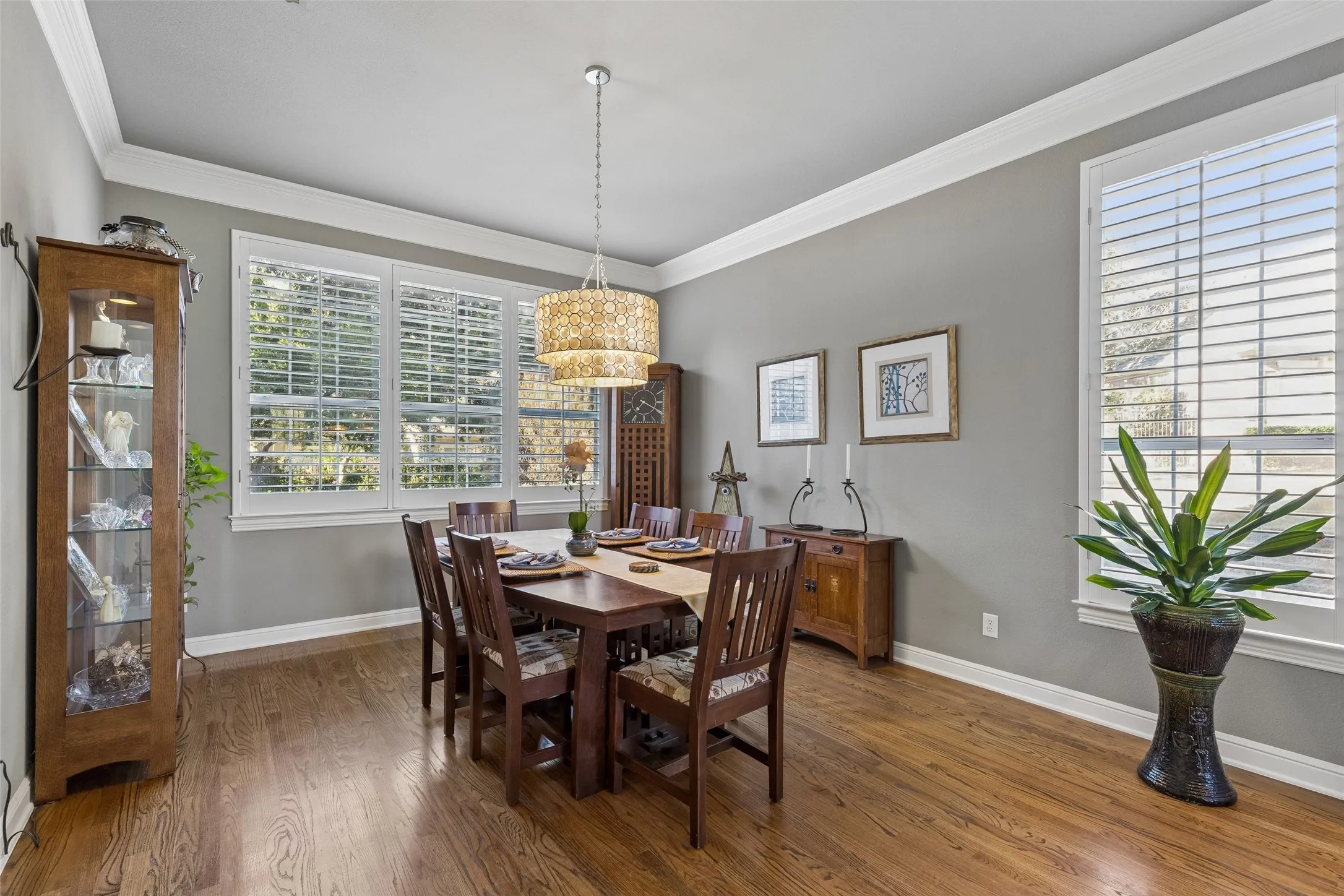 Single Family Residence For Sale in Denton County , 4605 Portsmouth Court, Flower Mound, Texas 75022, 4 Bedroom, 4 Bathroom, 3 Garage spaces, 4,292 Sqft, built in 2001, mls#21393909, Real Estate Agent in Flower Mound, Homes For Sale in Denton county, Homes For Sale in Flower Mound, Realtor in Flower Mound Texas, Real Estate Brokerage Independent Realty Texas, Luminita Cordes Realtor