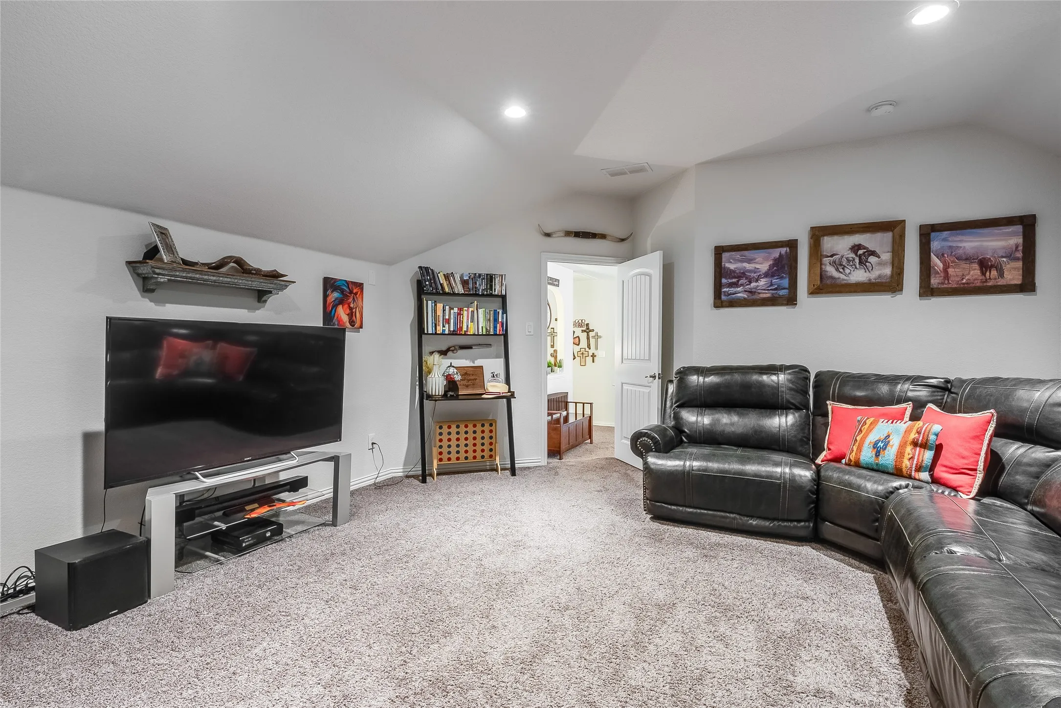 Single Family Residence For Sale in Tarrant County , 9652 Calaveras Road, Fort Worth, Texas 76177, 4 Bedroom, 3 Bathroom, 2 Garage spaces, 3,126 Sqft, built in 2016, mls#21400828, Real Estate Agent in Fort Worth, Homes For Sale in Tarrant county, Homes For Sale in Fort Worth, Realtor in Fort Worth Texas, Real Estate Brokerage Independent Realty Texas, Luminita Cordes Realtor
