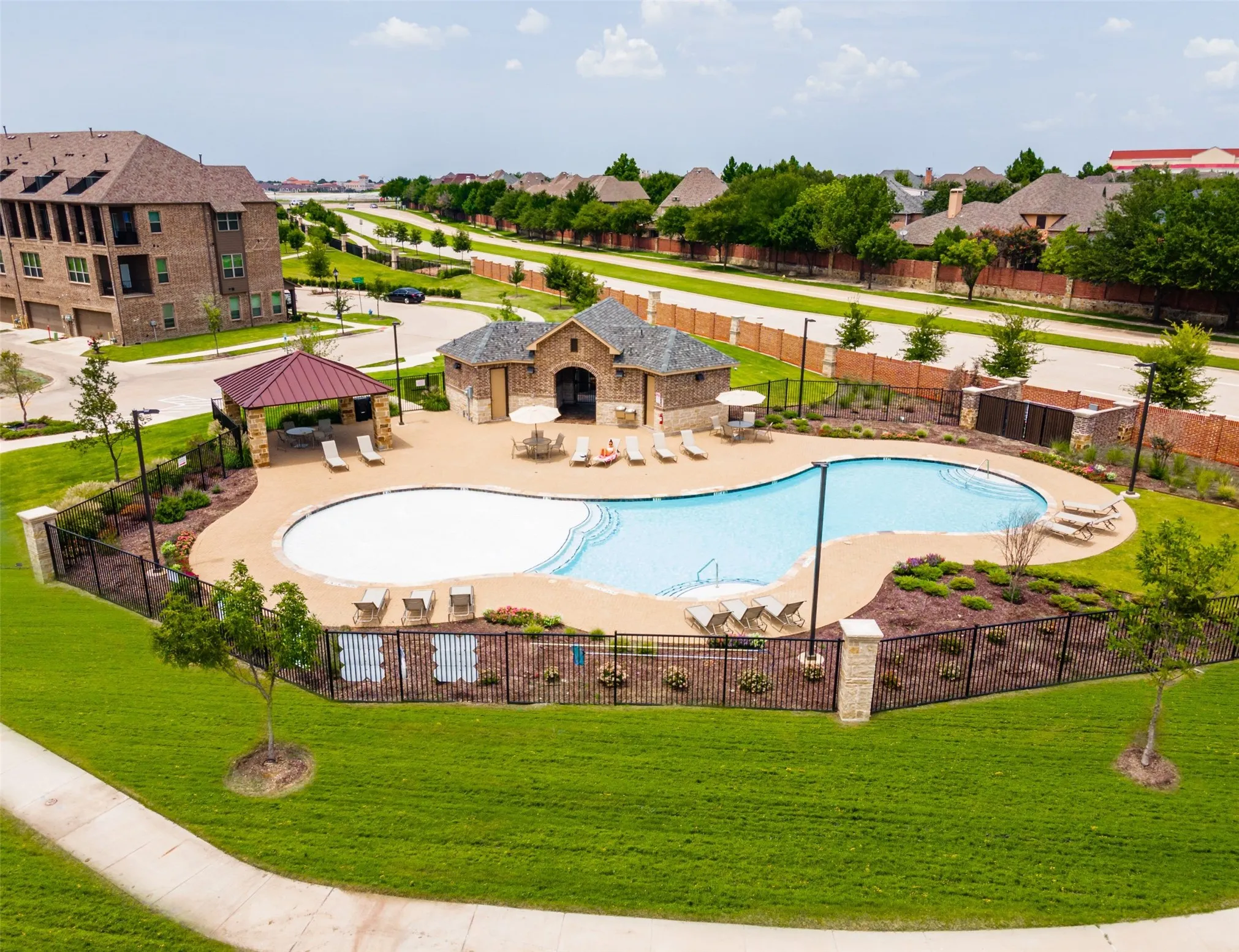 Townhouse For Rent in Collin County , 8161 Snowmass Drive, Frisco, Texas 75034, 4 Bedroom, 4 Bathroom, 2 Garage spaces, 2,259 Sqft, built in 2018, mls#21405789, Real Estate Agent in Frisco, Homes For Rent in Collin county, Homes For Rent in Frisco, Realtor in Frisco Texas, Real Estate Brokerage Independent Realty Texas, Luminita Cordes Realtor