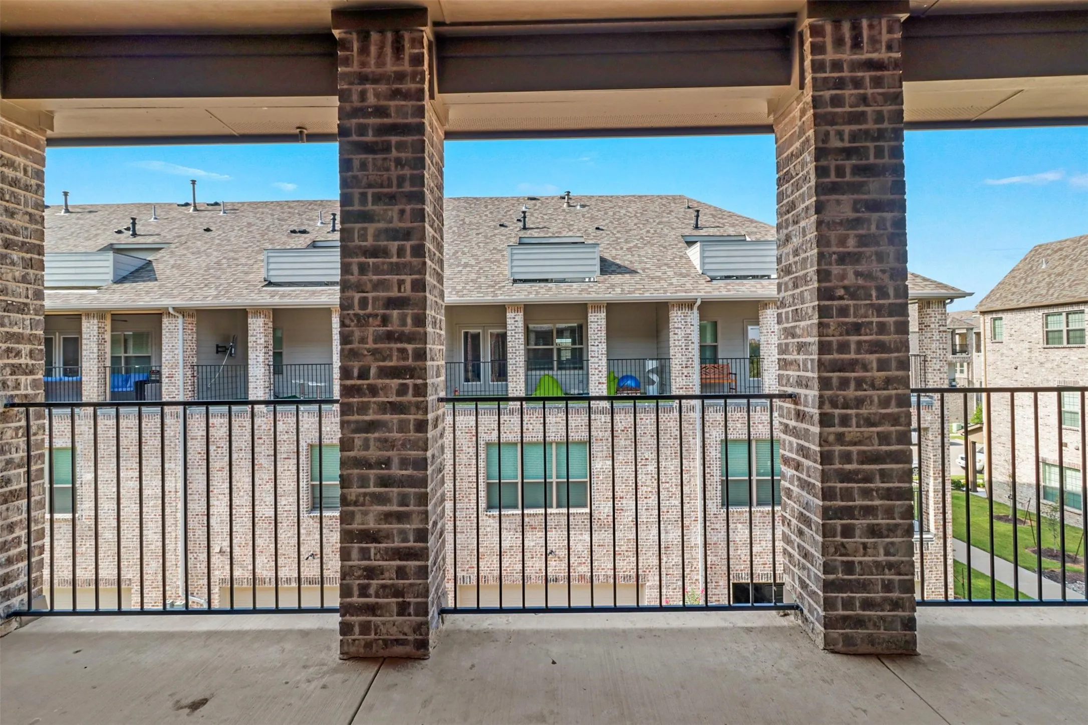 Townhouse For Rent in Collin County , 8161 Snowmass Drive, Frisco, Texas 75034, 4 Bedroom, 4 Bathroom, 2 Garage spaces, 2,259 Sqft, built in 2018, mls#21405789, Real Estate Agent in Frisco, Homes For Rent in Collin county, Homes For Rent in Frisco, Realtor in Frisco Texas, Real Estate Brokerage Independent Realty Texas, Luminita Cordes Realtor