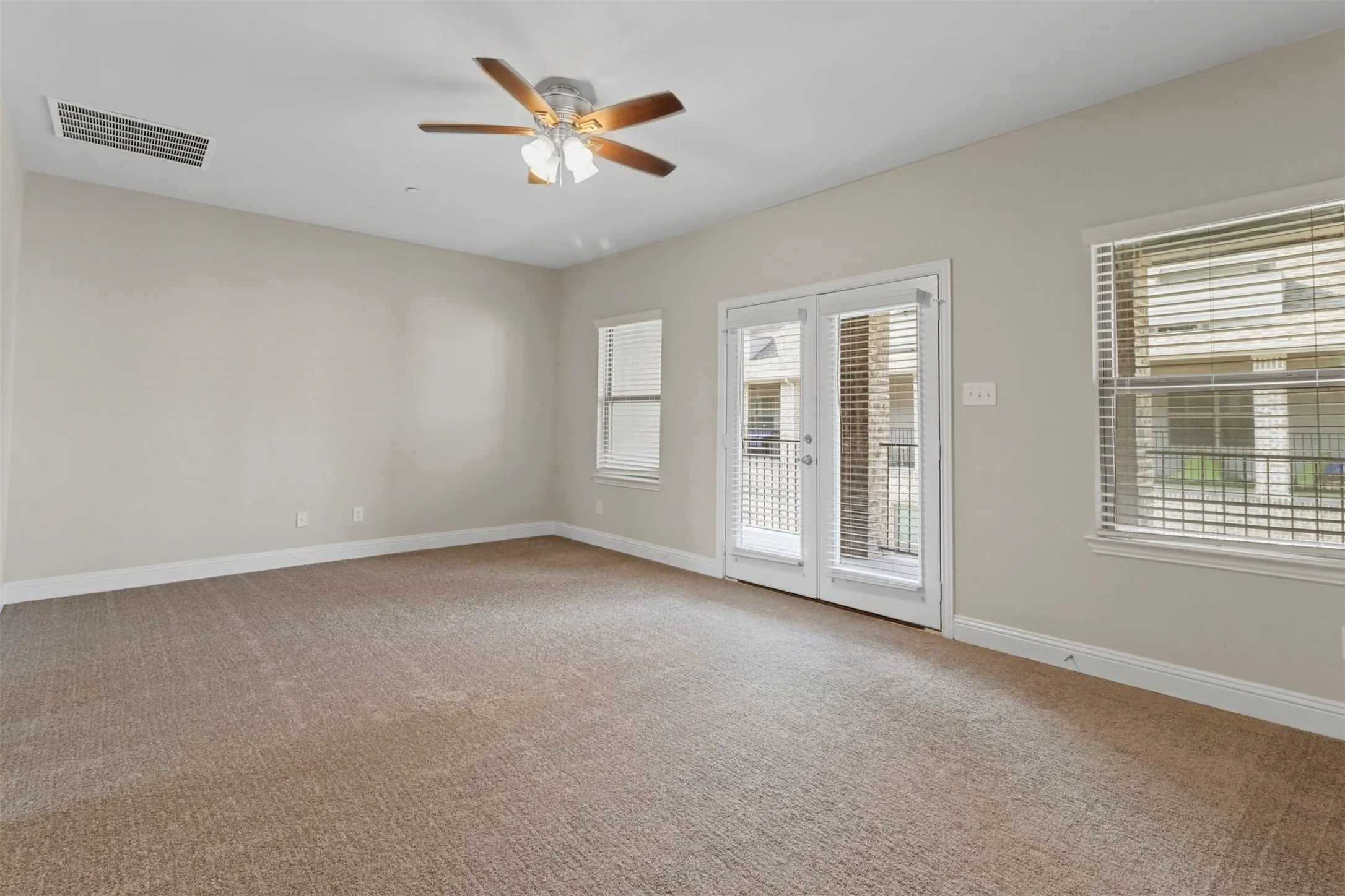 Townhouse For Rent in Collin County , 8161 Snowmass Drive, Frisco, Texas 75034, 4 Bedroom, 4 Bathroom, 2 Garage spaces, 2,259 Sqft, built in 2018, mls#21405789, Real Estate Agent in Frisco, Homes For Rent in Collin county, Homes For Rent in Frisco, Realtor in Frisco Texas, Real Estate Brokerage Independent Realty Texas, Luminita Cordes Realtor