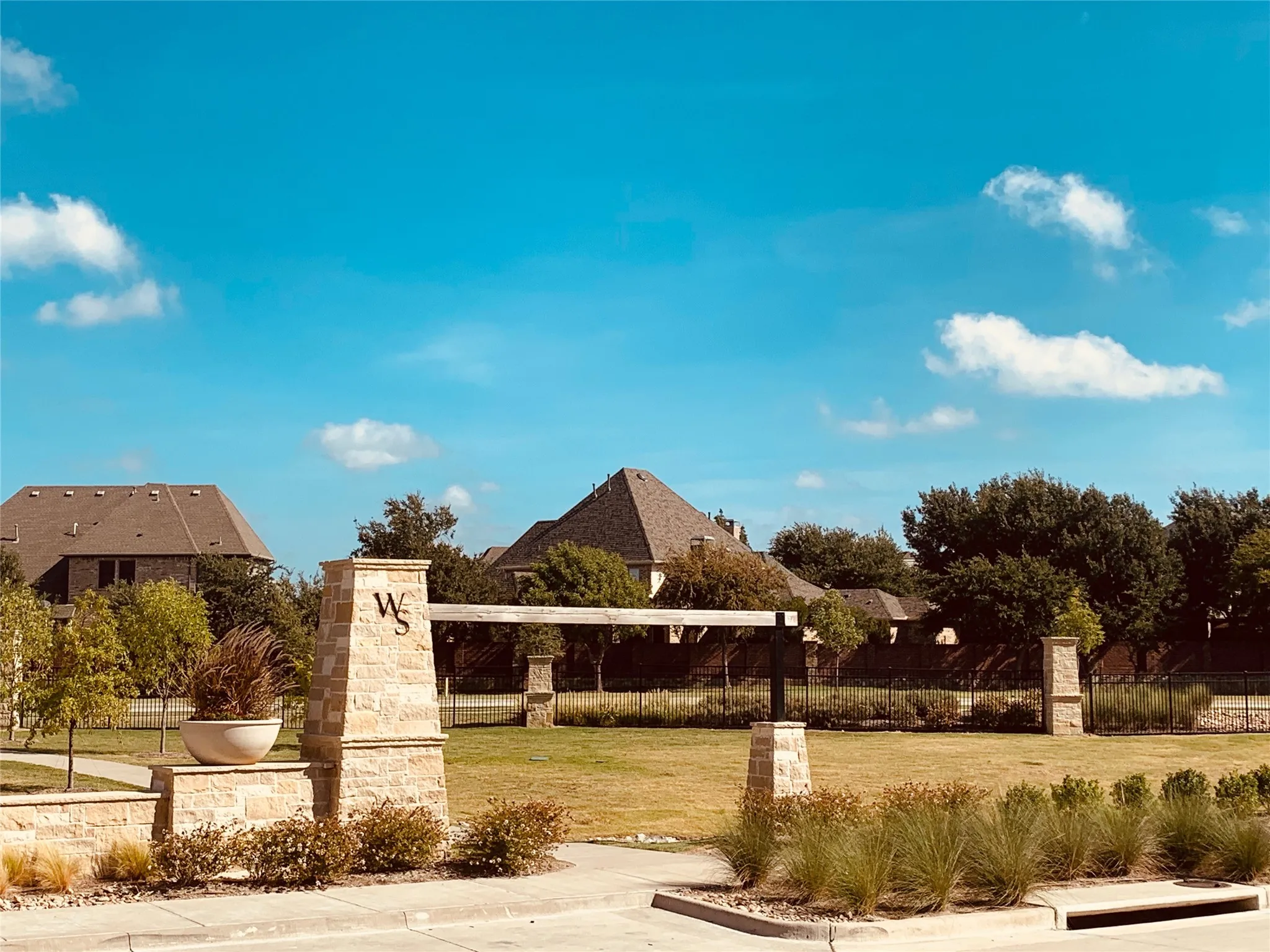 Townhouse For Rent in Collin County , 8161 Snowmass Drive, Frisco, Texas 75034, 4 Bedroom, 4 Bathroom, 2 Garage spaces, 2,259 Sqft, built in 2018, mls#21405789, Real Estate Agent in Frisco, Homes For Rent in Collin county, Homes For Rent in Frisco, Realtor in Frisco Texas, Real Estate Brokerage Independent Realty Texas, Luminita Cordes Realtor
