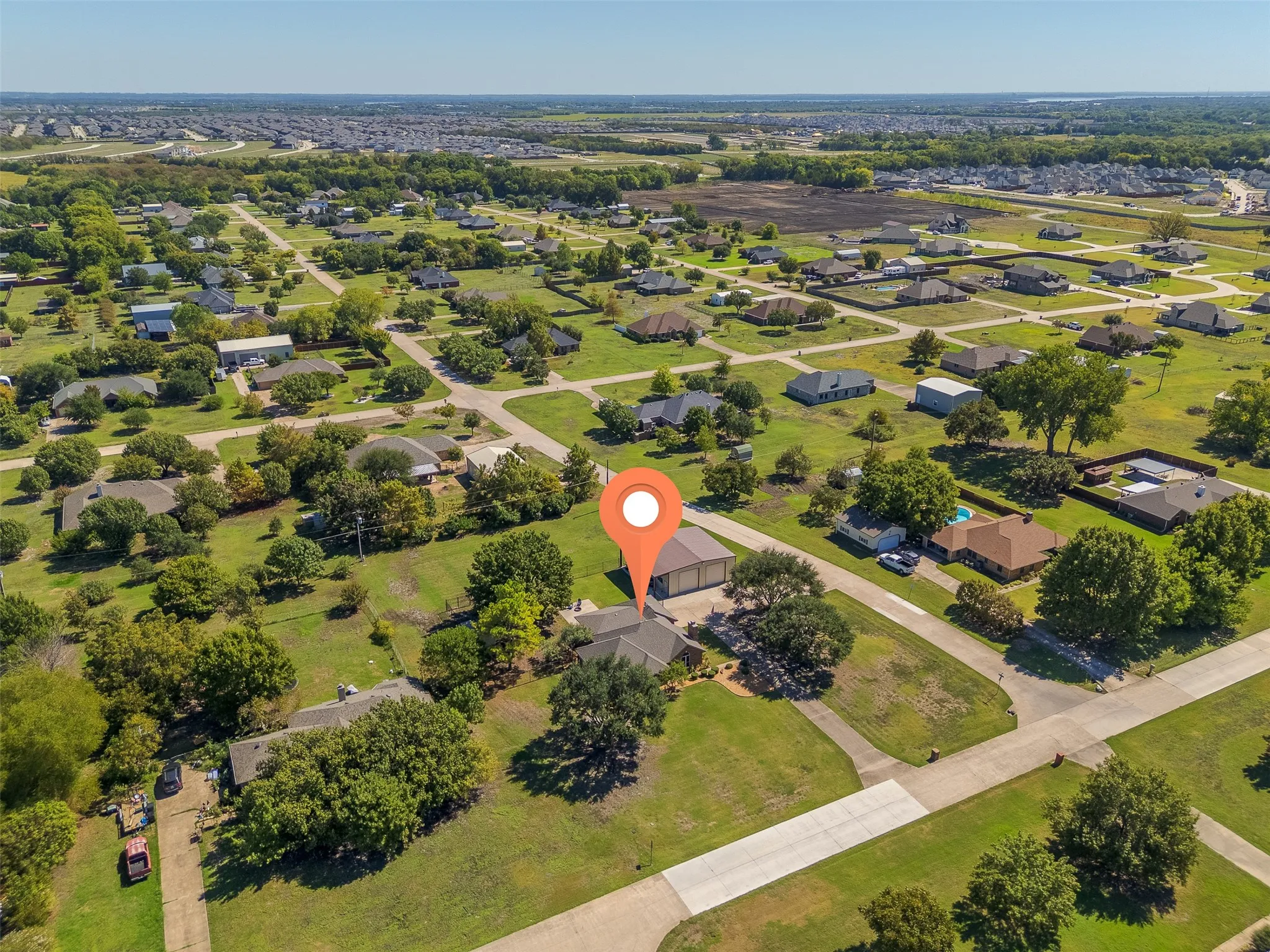 Single Family Residence For Sale in Collin County , 2225 The Crossings Drive, Lowry Crossing, Texas 75069, 3 Bedroom, 2 Bathroom, 2 Garage spaces, 1,450 Sqft, built in 1994, mls#21405775, Real Estate Agent in Lowry Crossing, Homes For Sale in Collin county, Homes For Sale in Lowry Crossing, Realtor in Lowry Crossing Texas, Real Estate Brokerage Independent Realty Texas, Luminita Cordes Realtor