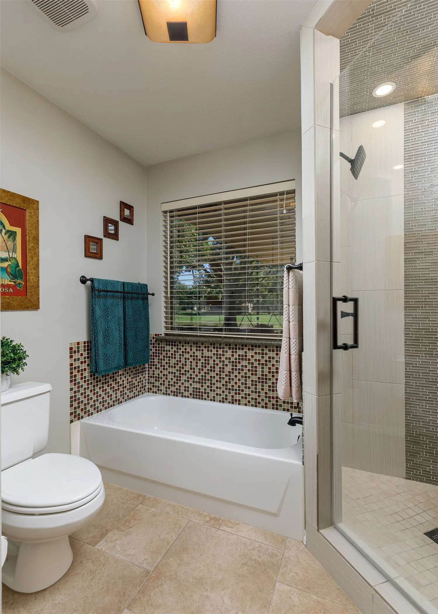 Single Family Residence For Sale in Collin County , 2225 The Crossings Drive, Lowry Crossing, Texas 75069, 3 Bedroom, 2 Bathroom, 2 Garage spaces, 1,450 Sqft, built in 1994, mls#21405775, Real Estate Agent in Lowry Crossing, Homes For Sale in Collin county, Homes For Sale in Lowry Crossing, Realtor in Lowry Crossing Texas, Real Estate Brokerage Independent Realty Texas, Luminita Cordes Realtor