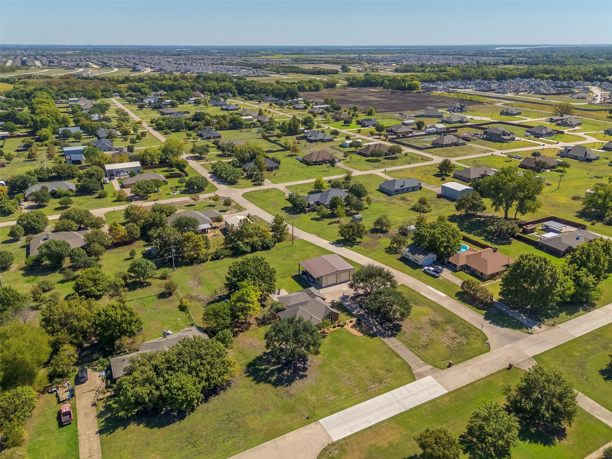 Single Family Residence For Sale in Collin County , 2225 The Crossings Drive, Lowry Crossing, Texas 75069, 3 Bedroom, 2 Bathroom, 2 Garage spaces, 1,450 Sqft, built in 1994, mls#21405775, Real Estate Agent in Lowry Crossing, Homes For Sale in Collin county, Homes For Sale in Lowry Crossing, Realtor in Lowry Crossing Texas, Real Estate Brokerage Independent Realty Texas, Luminita Cordes Realtor