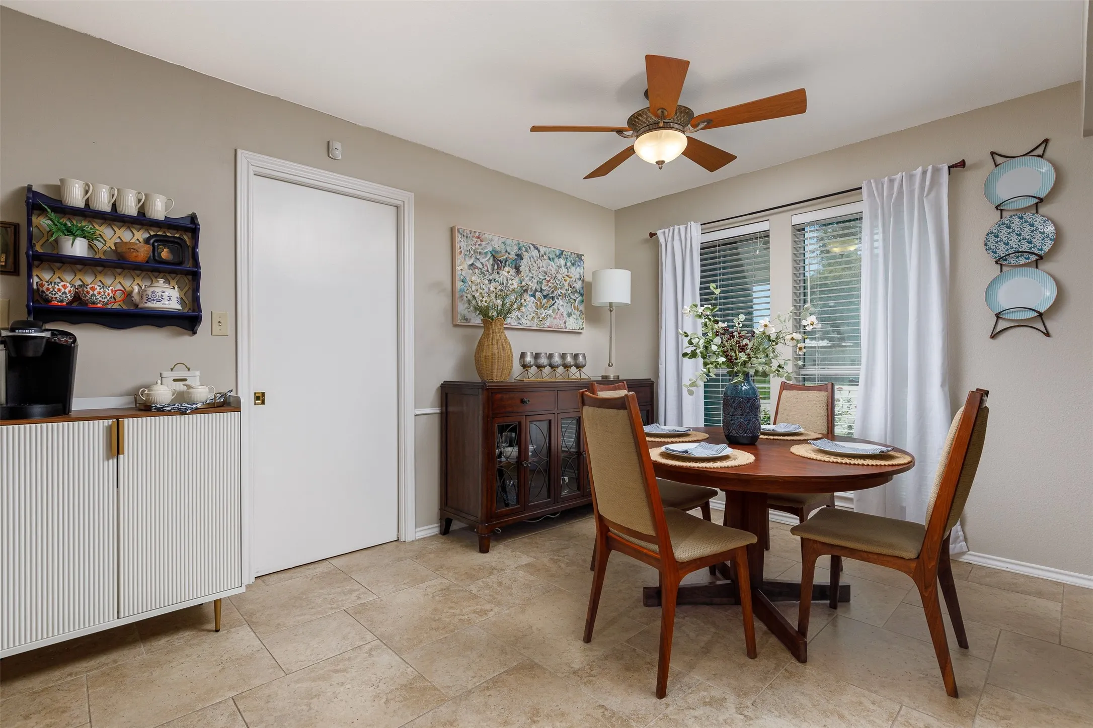 Single Family Residence For Sale in Collin County , 2225 The Crossings Drive, Lowry Crossing, Texas 75069, 3 Bedroom, 2 Bathroom, 2 Garage spaces, 1,450 Sqft, built in 1994, mls#21405775, Real Estate Agent in Lowry Crossing, Homes For Sale in Collin county, Homes For Sale in Lowry Crossing, Realtor in Lowry Crossing Texas, Real Estate Brokerage Independent Realty Texas, Luminita Cordes Realtor