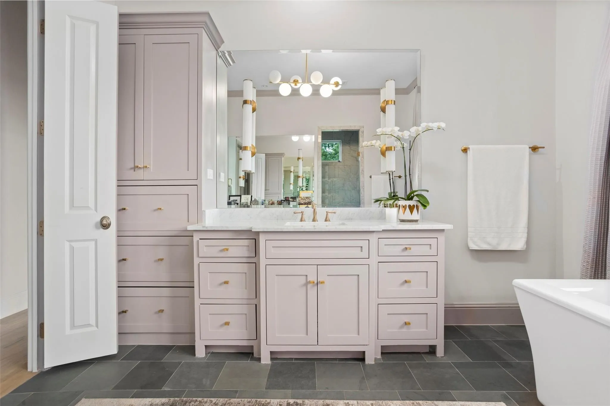 Single Family Residence For Sale in Tarrant County , 2413 Lofton Terrace, Fort Worth, Texas 76109, 5 Bedroom, 7 Bathroom, 3 Garage spaces, 6,596 Sqft, built in 2016, mls#21405671, Real Estate Agent in Fort Worth, Homes For Sale in Tarrant county, Homes For Sale in Fort Worth, Realtor in Fort Worth Texas, Real Estate Brokerage Independent Realty Texas, Luminita Cordes Realtor