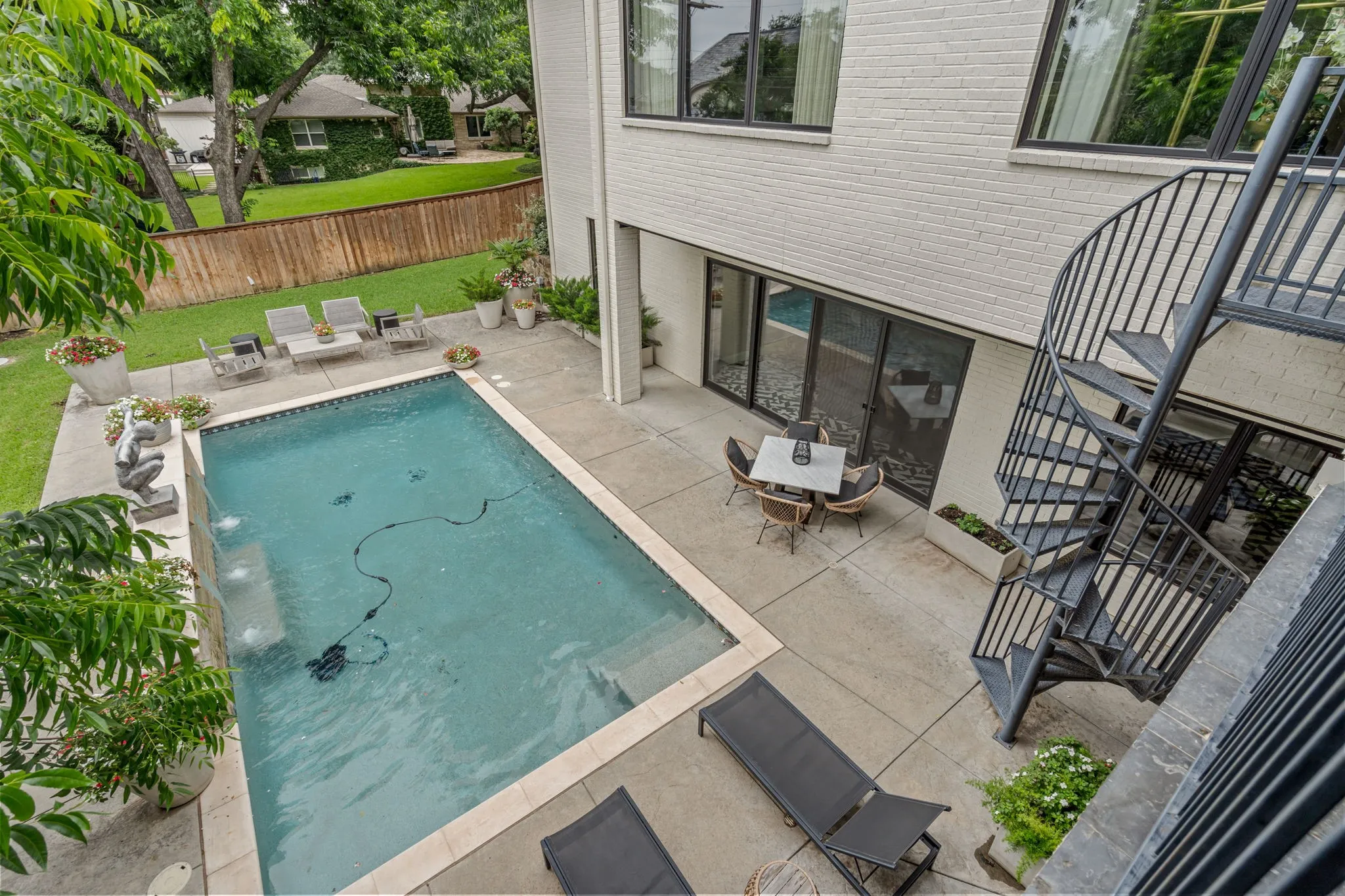 Single Family Residence For Sale in Tarrant County , 2413 Lofton Terrace, Fort Worth, Texas 76109, 5 Bedroom, 7 Bathroom, 3 Garage spaces, 6,596 Sqft, built in 2016, mls#21405671, Real Estate Agent in Fort Worth, Homes For Sale in Tarrant county, Homes For Sale in Fort Worth, Realtor in Fort Worth Texas, Real Estate Brokerage Independent Realty Texas, Luminita Cordes Realtor