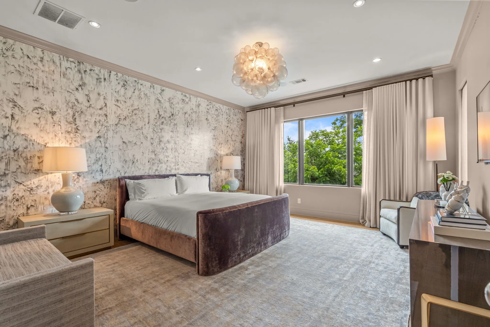 Single Family Residence For Sale in Tarrant County , 2413 Lofton Terrace, Fort Worth, Texas 76109, 5 Bedroom, 7 Bathroom, 3 Garage spaces, 6,596 Sqft, built in 2016, mls#21405671, Real Estate Agent in Fort Worth, Homes For Sale in Tarrant county, Homes For Sale in Fort Worth, Realtor in Fort Worth Texas, Real Estate Brokerage Independent Realty Texas, Luminita Cordes Realtor
