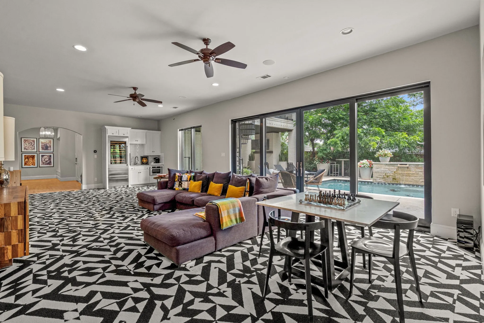 Single Family Residence For Sale in Tarrant County , 2413 Lofton Terrace, Fort Worth, Texas 76109, 5 Bedroom, 7 Bathroom, 3 Garage spaces, 6,596 Sqft, built in 2016, mls#21405671, Real Estate Agent in Fort Worth, Homes For Sale in Tarrant county, Homes For Sale in Fort Worth, Realtor in Fort Worth Texas, Real Estate Brokerage Independent Realty Texas, Luminita Cordes Realtor