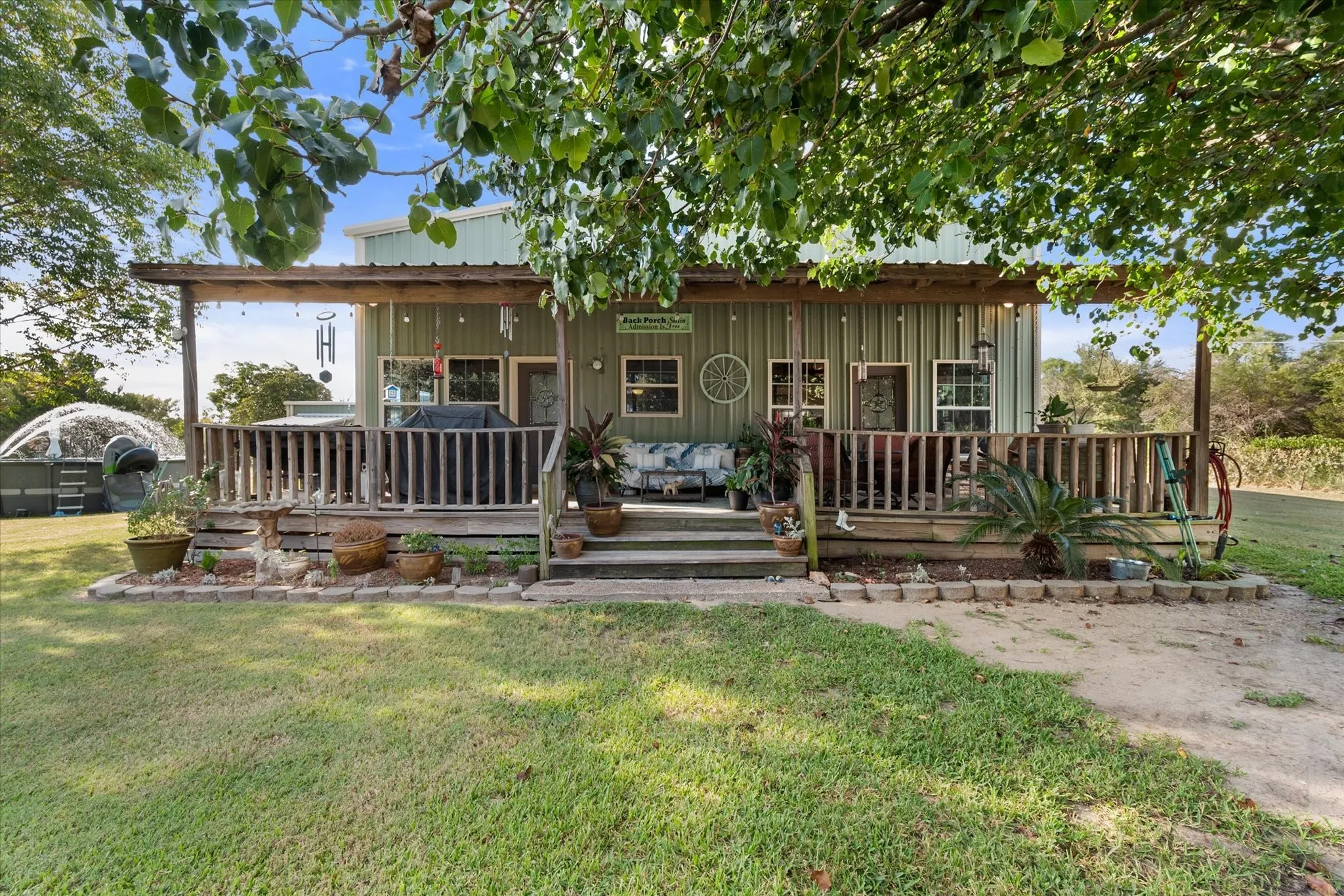 Single Family Residence For Sale in Navarro County , 5827 SE County Road 1095, Corsicana, Texas 75109, 3 Bedroom, 4 Bathroom, 2 Garage spaces, 1,597 Sqft, built in 2005, mls#21404744, Real Estate Agent in Corsicana, Homes For Sale in Navarro county, Homes For Sale in Corsicana, Realtor in Corsicana Texas, Real Estate Brokerage Independent Realty Texas, Luminita Cordes Realtor