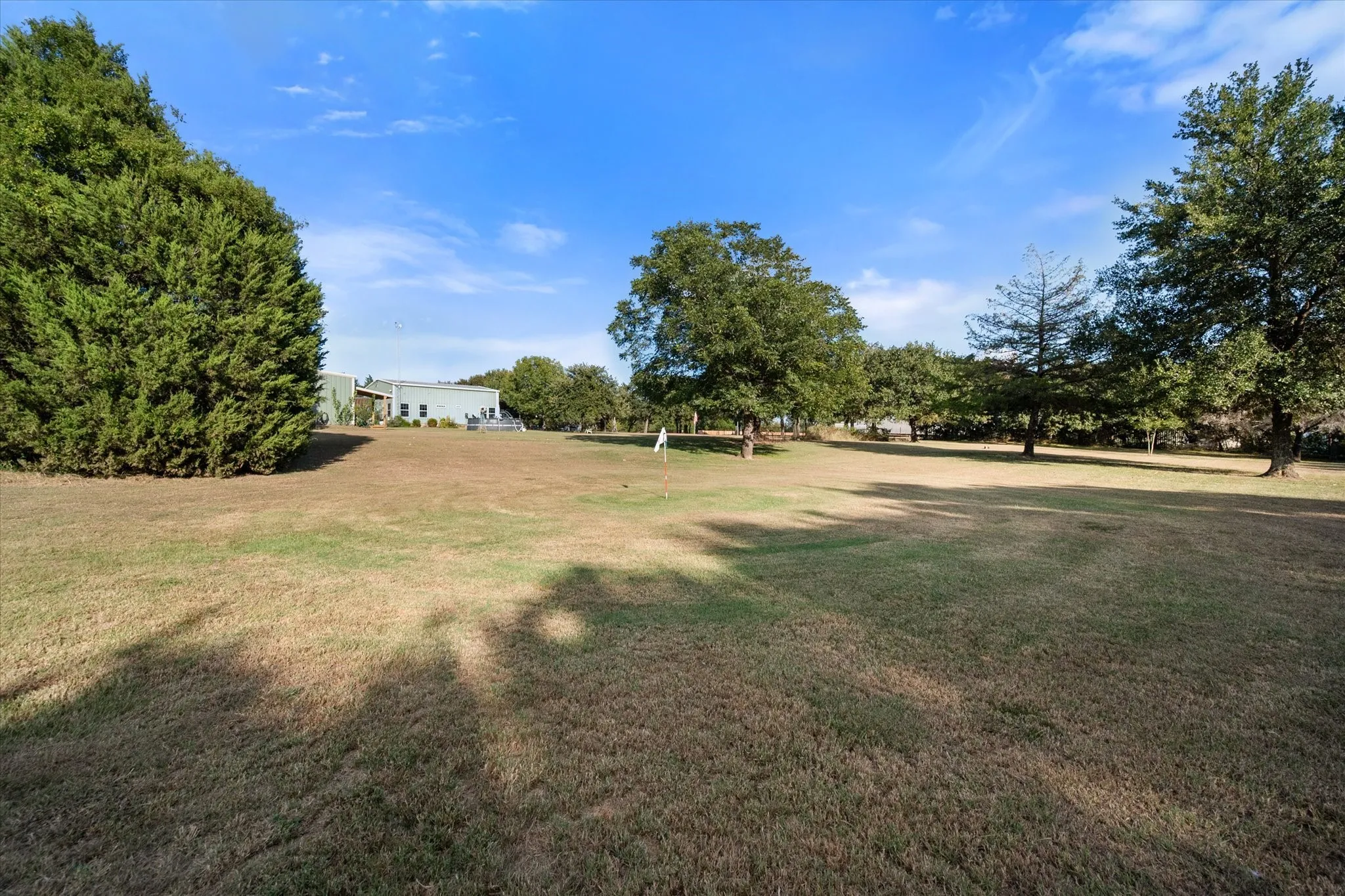 Single Family Residence For Sale in Navarro County , 5827 SE County Road 1095, Corsicana, Texas 75109, 3 Bedroom, 4 Bathroom, 2 Garage spaces, 1,597 Sqft, built in 2005, mls#21404744, Real Estate Agent in Corsicana, Homes For Sale in Navarro county, Homes For Sale in Corsicana, Realtor in Corsicana Texas, Real Estate Brokerage Independent Realty Texas, Luminita Cordes Realtor