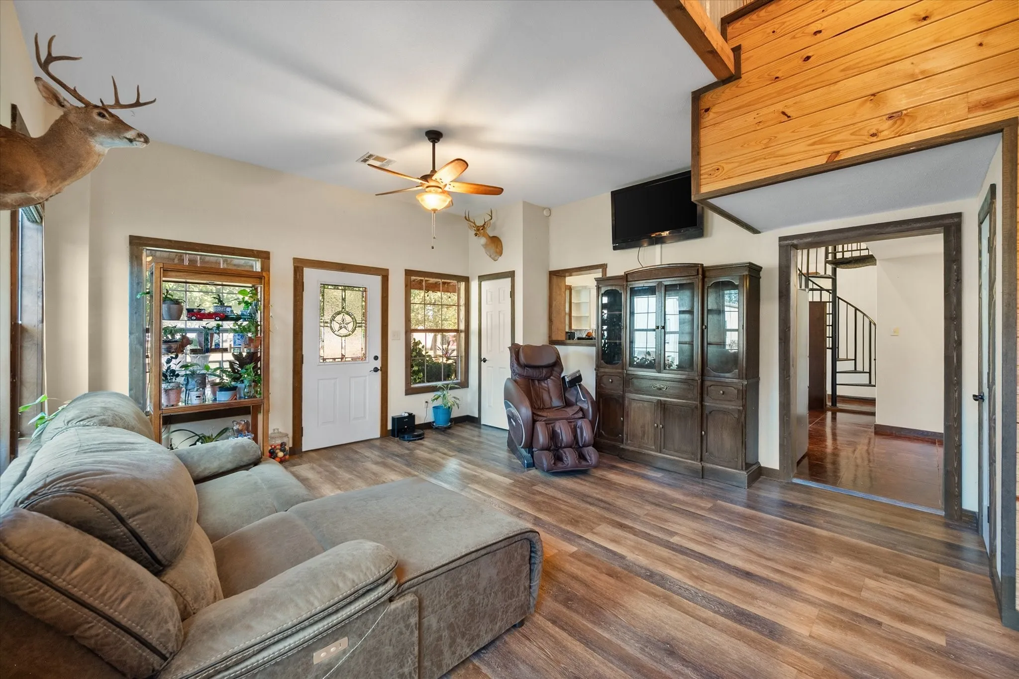 Single Family Residence For Sale in Navarro County , 5827 SE County Road 1095, Corsicana, Texas 75109, 3 Bedroom, 4 Bathroom, 2 Garage spaces, 1,597 Sqft, built in 2005, mls#21404744, Real Estate Agent in Corsicana, Homes For Sale in Navarro county, Homes For Sale in Corsicana, Realtor in Corsicana Texas, Real Estate Brokerage Independent Realty Texas, Luminita Cordes Realtor