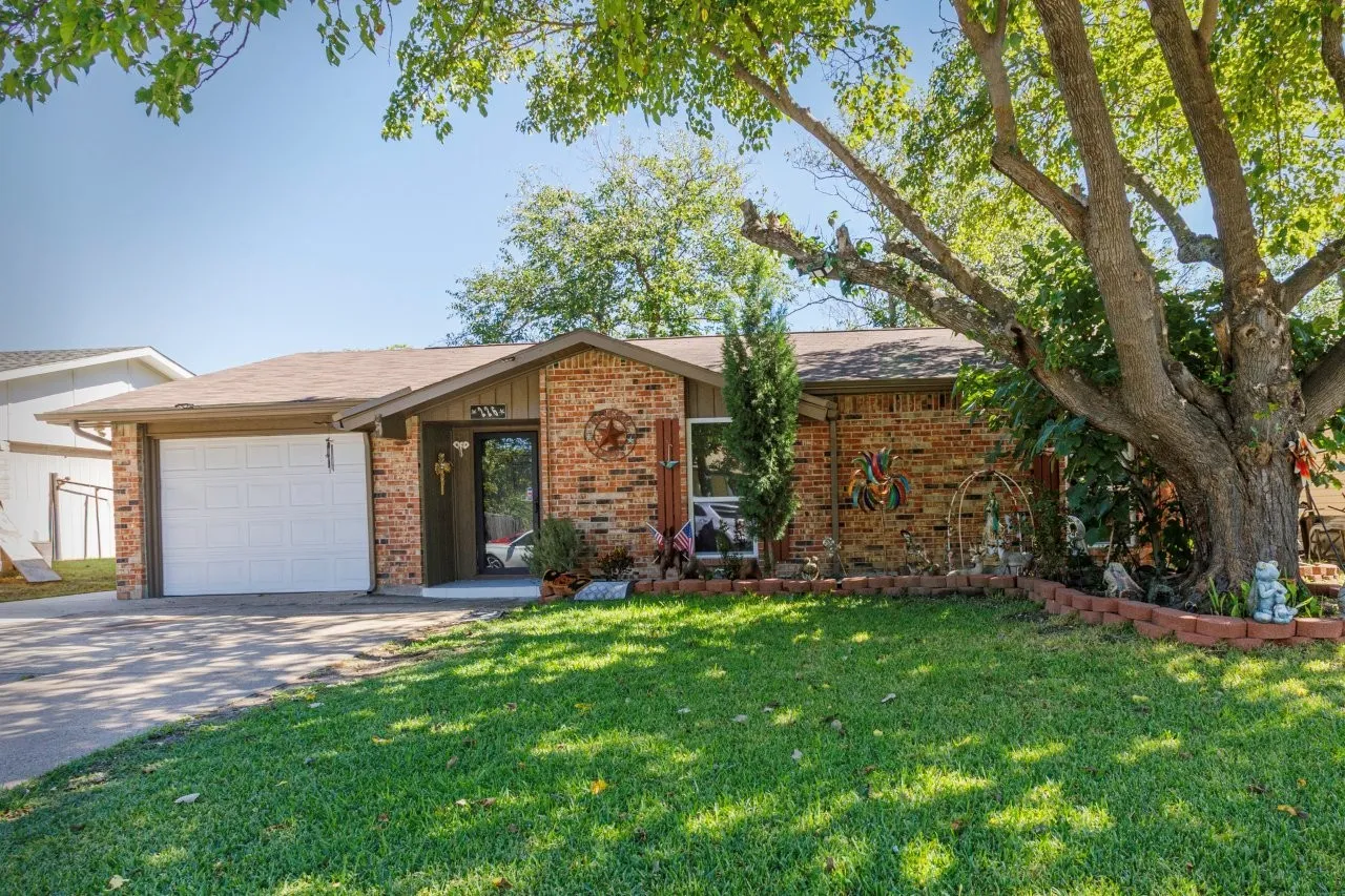 Single Family Residence For Sale
