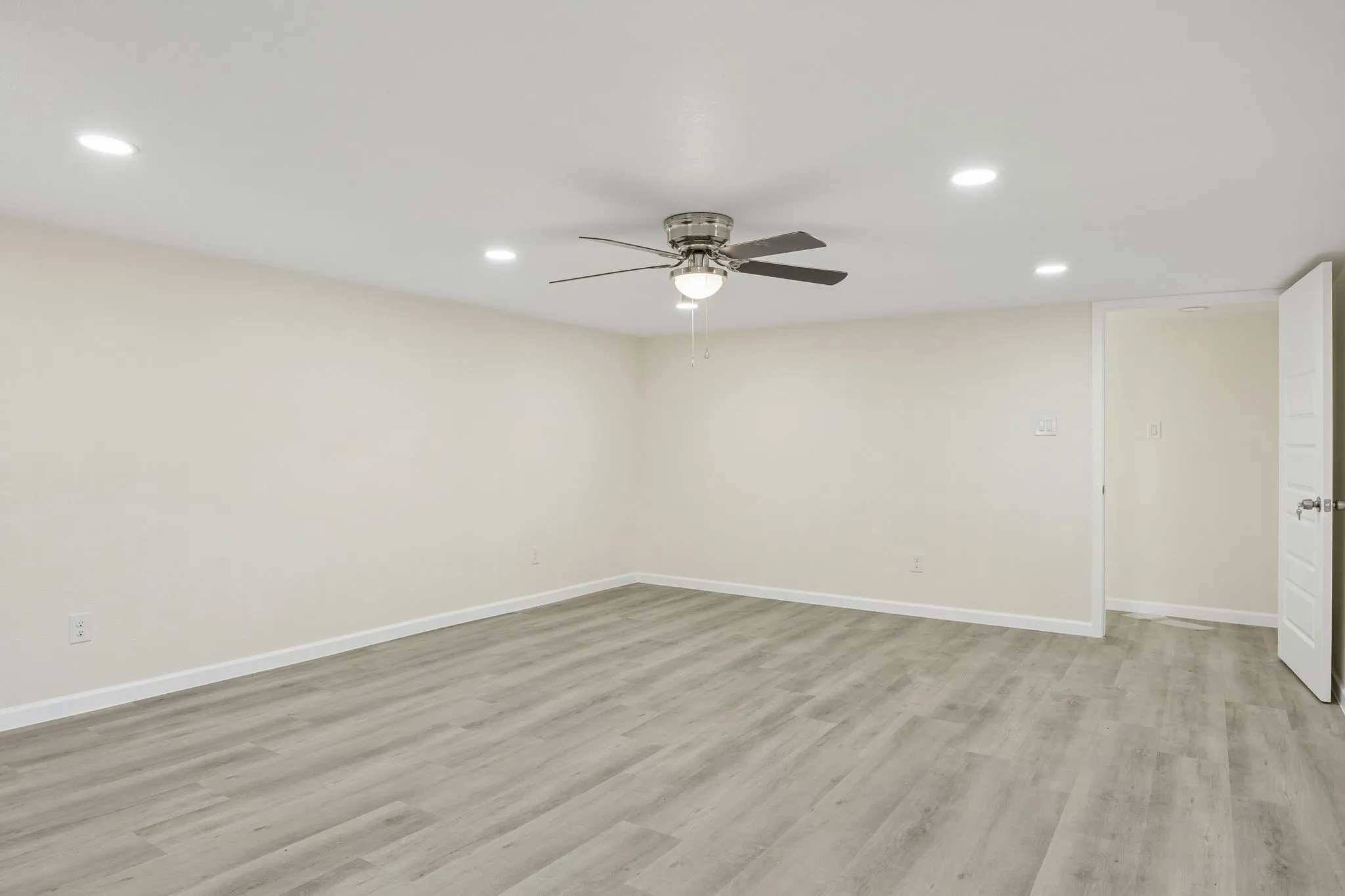 Flex space has a closet, cut out for a coffee bar and beverage area - perfect for a home gym, office or entertainment space