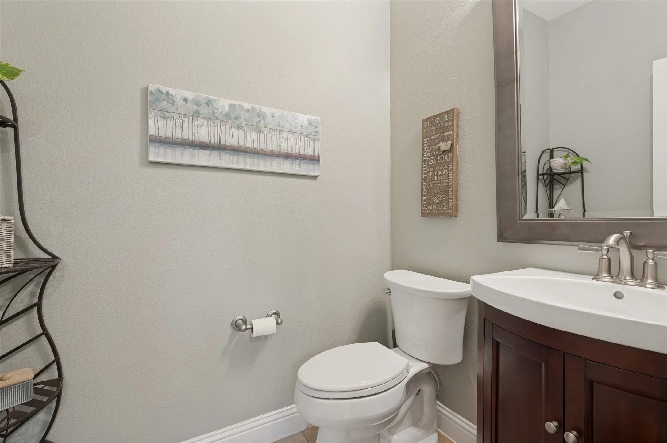 Townhouse For Sale in Tarrant County , 604 Jamboree Way, Euless, Texas 76039, 2 Bedroom, 3 Bathroom, 2 Garage spaces, 1,242 Sqft, built in 2002, mls#21403171, Real Estate Agent in Euless, Homes For Sale in Tarrant county, Homes For Sale in Euless, Realtor in Euless Texas, Real Estate Brokerage Independent Realty Texas, Luminita Cordes Realtor