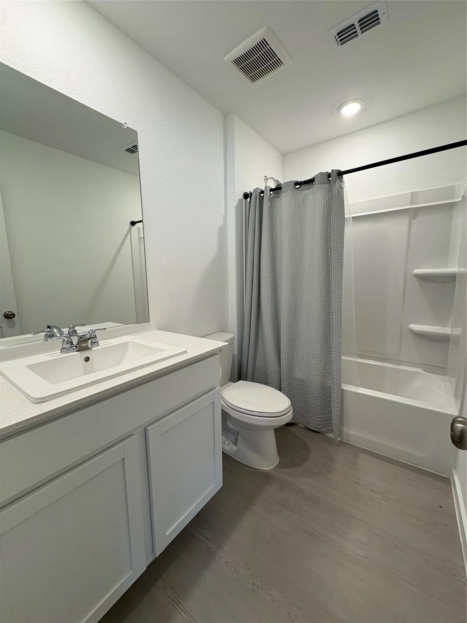 Single Family Residence For Rent in Collin County , 3064 Ashbrook Lane, Anna, Texas 75409, 3 Bedroom, 2 Bathroom, 2 Garage spaces, 1,325 Sqft, built in 2024, mls#21406712, Real Estate Agent in Anna, Homes For Rent in Collin county, Homes For Rent in Anna, Realtor in Anna Texas, Real Estate Brokerage Independent Realty Texas, Luminita Cordes Realtor