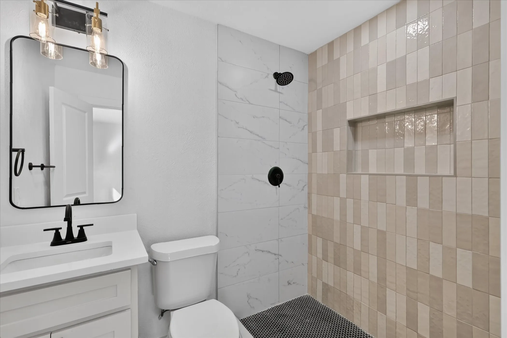 Single Family Residence For Sale in Tarrant County , 6208 Kary Lynn Drive S, Watauga, Texas 76148, 3 Bedroom, 2 Bathroom, Garage spaces, 1,487 Sqft, built in 1980, mls#21399715, Real Estate Agent in Watauga, Homes For Sale in Tarrant county, Homes For Sale in Watauga, Realtor in Watauga Texas, Real Estate Brokerage Independent Realty Texas, Luminita Cordes Realtor