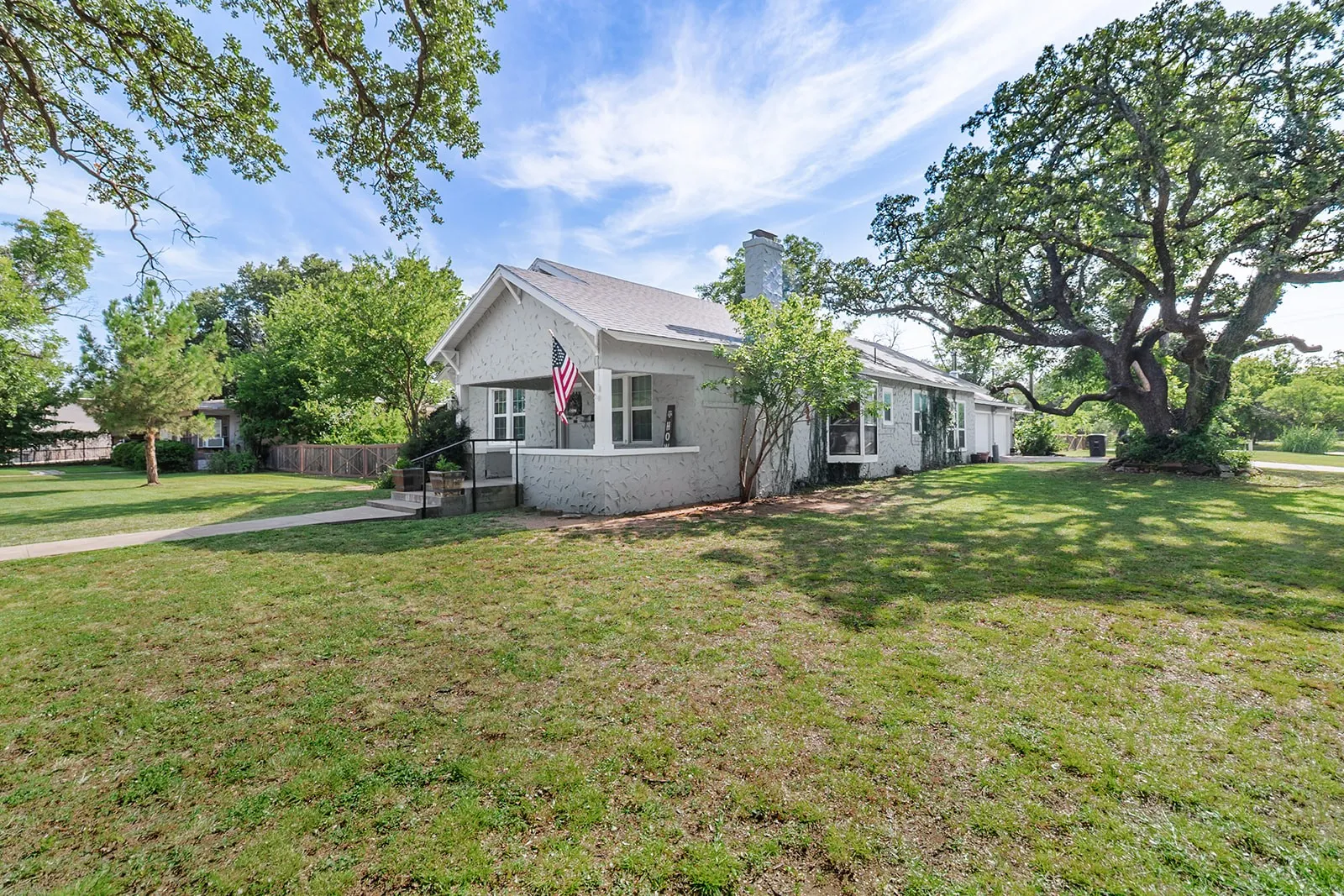 Single Family Residence For Sale