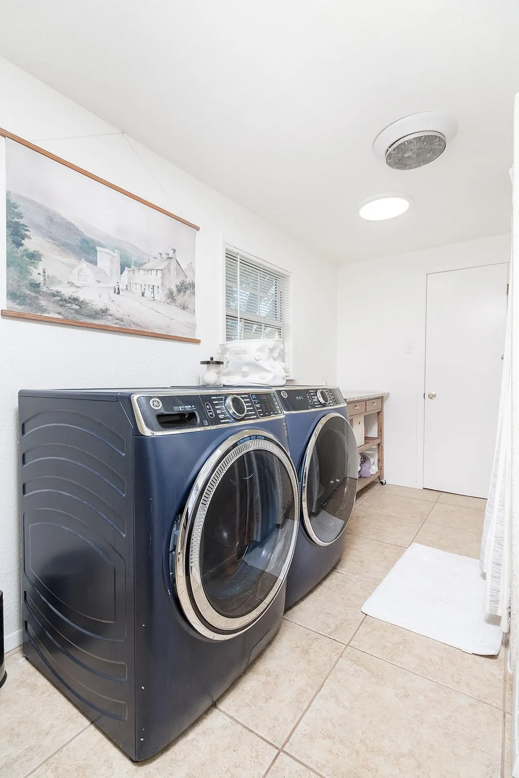 Single Family Residence For Sale in Mc Culloch County , 1800 S China Street, Brady, Texas 76825, 4 Bedroom, 3 Bathroom, 2 Garage spaces, 3,424 Sqft, built in 1950, mls#21407024, Real Estate Agent in Brady, Homes For Sale in Mc Culloch county, Homes For Sale in Brady, Realtor in Brady Texas, Real Estate Brokerage Independent Realty Texas, Luminita Cordes Realtor
