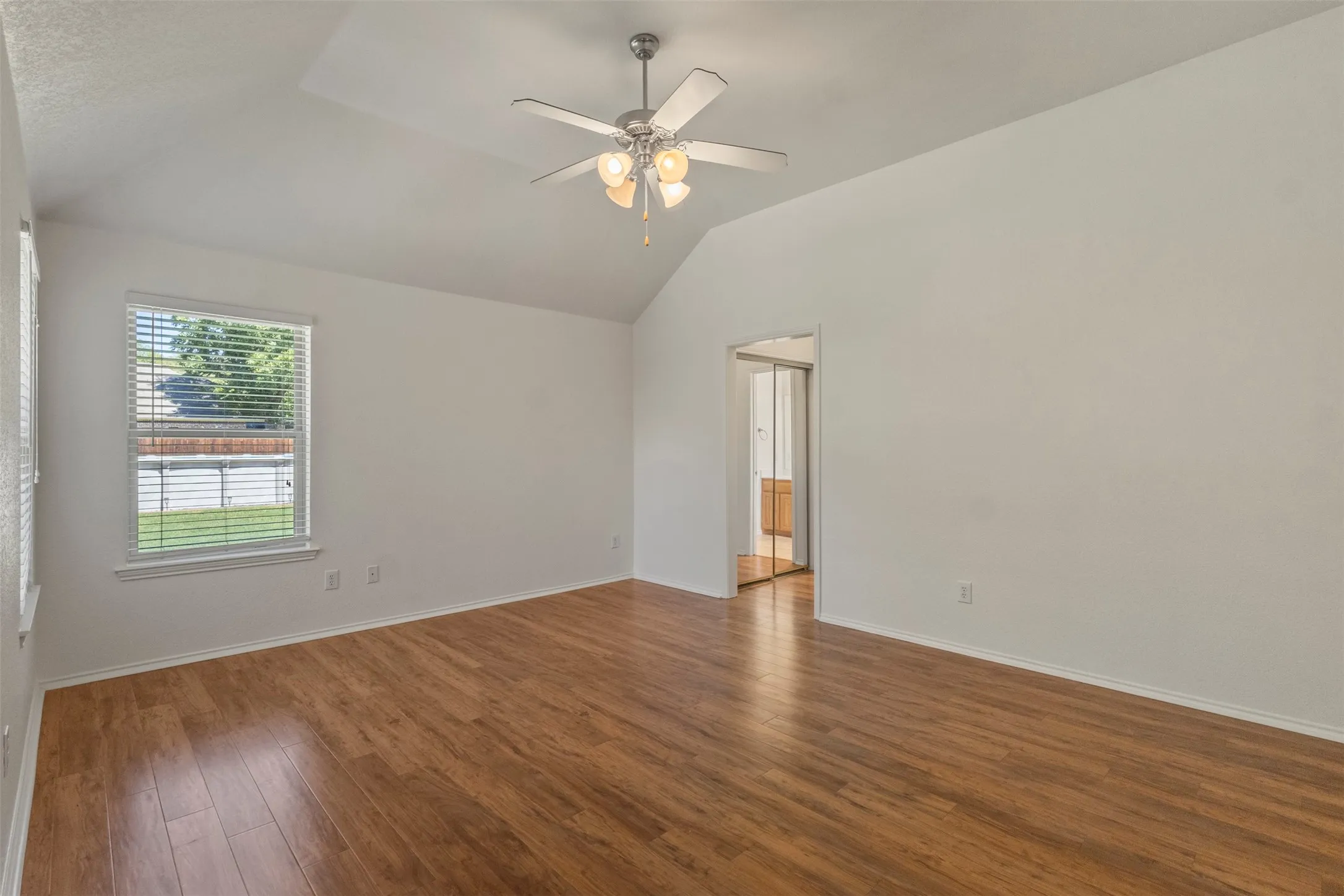 Single Family Residence For Sale in Tarrant County , 7713 Buck Street, North Richland Hills, Texas 76182, 4 Bedroom, 2 Bathroom, 4 Garage spaces, 1,958 Sqft, built in 2005, mls#21405805, Real Estate Agent in North Richland Hills, Homes For Sale in Tarrant county, Homes For Sale in North Richland Hills, Realtor in North Richland Hills Texas, Real Estate Brokerage Independent Realty Texas, Luminita Cordes Realtor