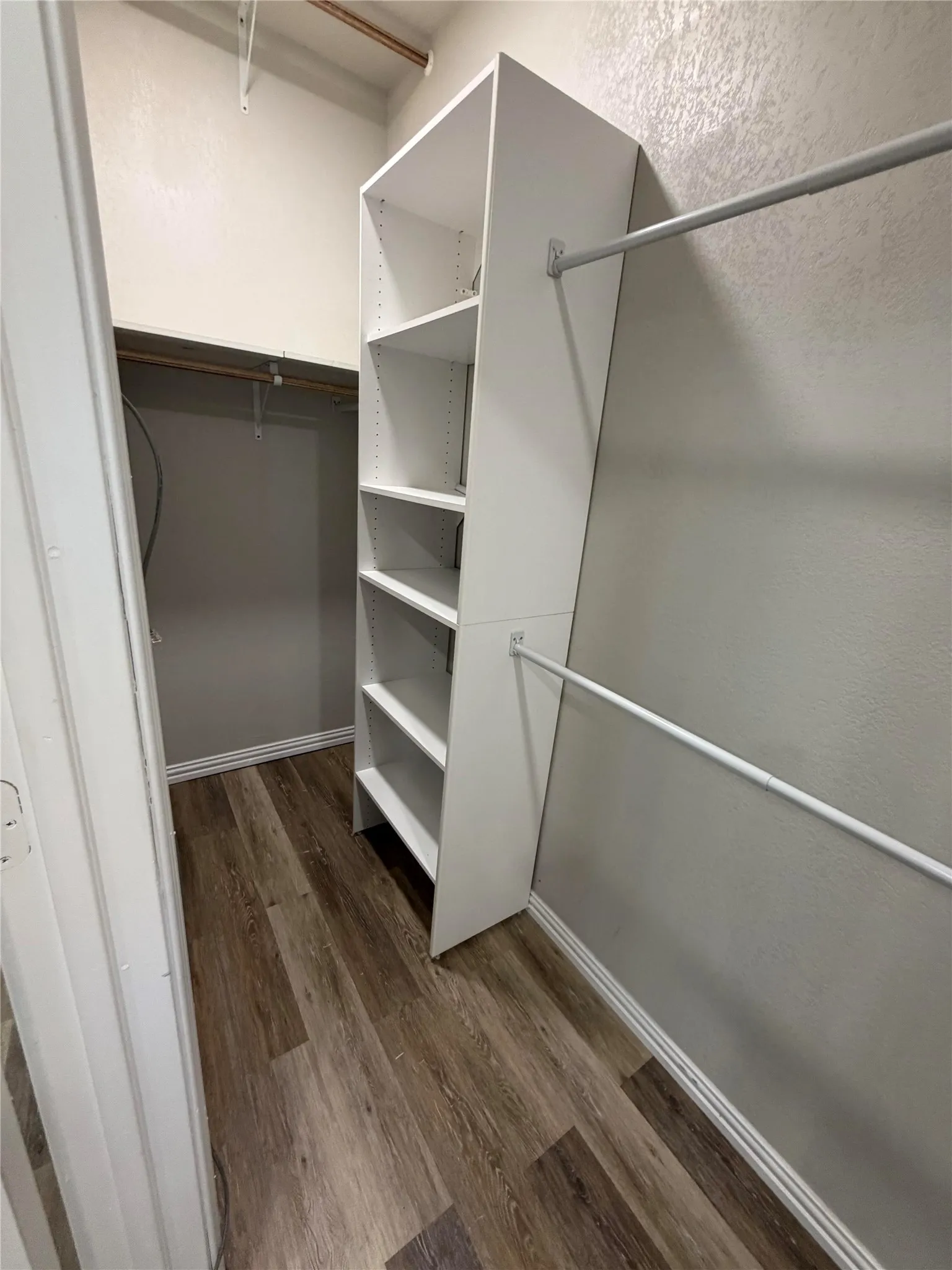 Single Family Residence For Sale in Tarrant County , 2117 Shorthorn Trail, Crowley, Texas 76036, 4 Bedroom, 3 Bathroom, 6 Garage spaces, 2,623 Sqft, built in 2002, mls#21407076, Real Estate Agent in Crowley, Homes For Sale in Tarrant county, Homes For Sale in Crowley, Realtor in Crowley Texas, Real Estate Brokerage Independent Realty Texas, Luminita Cordes Realtor