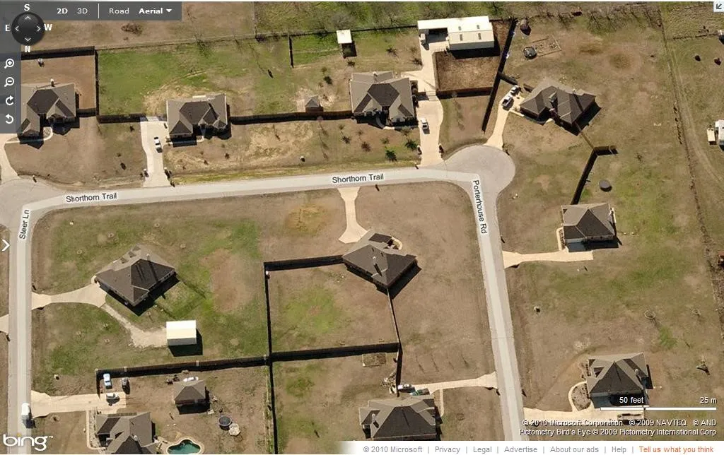 Everyone has 1 acre lots in the neighborhood