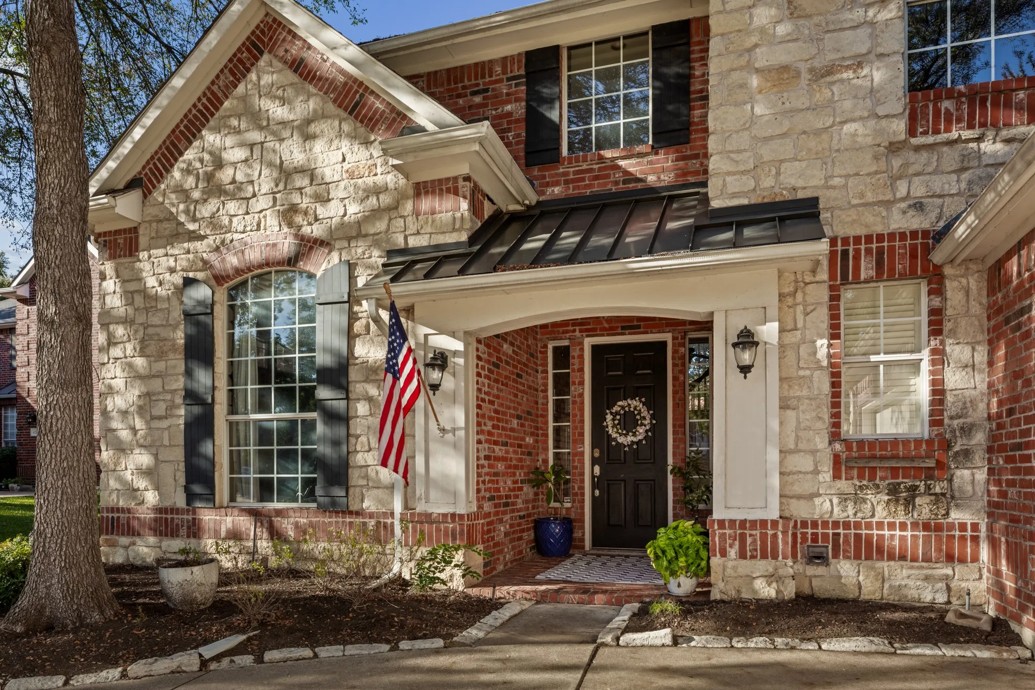 Single Family Residence For Sale in Denton County , 4210 Liberty Court, Flower Mound, Texas 75028, 4 Bedroom, 3 Bathroom, 2 Garage spaces, 2,892 Sqft, built in 1997, mls#21405954, Real Estate Agent in Flower Mound, Homes For Sale in Denton county, Homes For Sale in Flower Mound, Realtor in Flower Mound Texas, Real Estate Brokerage Independent Realty Texas, Luminita Cordes Realtor