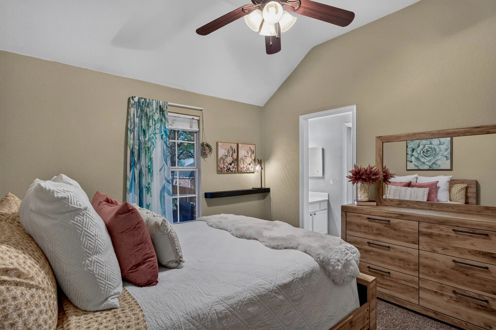 Single Family Residence For Sale in Denton County , 4210 Liberty Court, Flower Mound, Texas 75028, 4 Bedroom, 3 Bathroom, 2 Garage spaces, 2,892 Sqft, built in 1997, mls#21405954, Real Estate Agent in Flower Mound, Homes For Sale in Denton county, Homes For Sale in Flower Mound, Realtor in Flower Mound Texas, Real Estate Brokerage Independent Realty Texas, Luminita Cordes Realtor