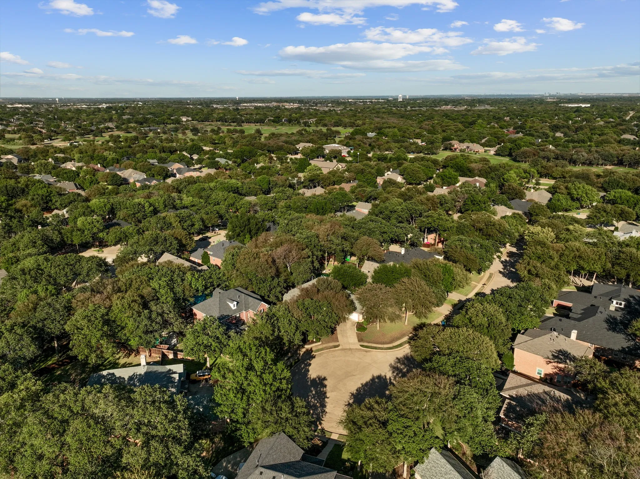 Single Family Residence For Sale in Denton County , 4210 Liberty Court, Flower Mound, Texas 75028, 4 Bedroom, 3 Bathroom, 2 Garage spaces, 2,892 Sqft, built in 1997, mls#21405954, Real Estate Agent in Flower Mound, Homes For Sale in Denton county, Homes For Sale in Flower Mound, Realtor in Flower Mound Texas, Real Estate Brokerage Independent Realty Texas, Luminita Cordes Realtor