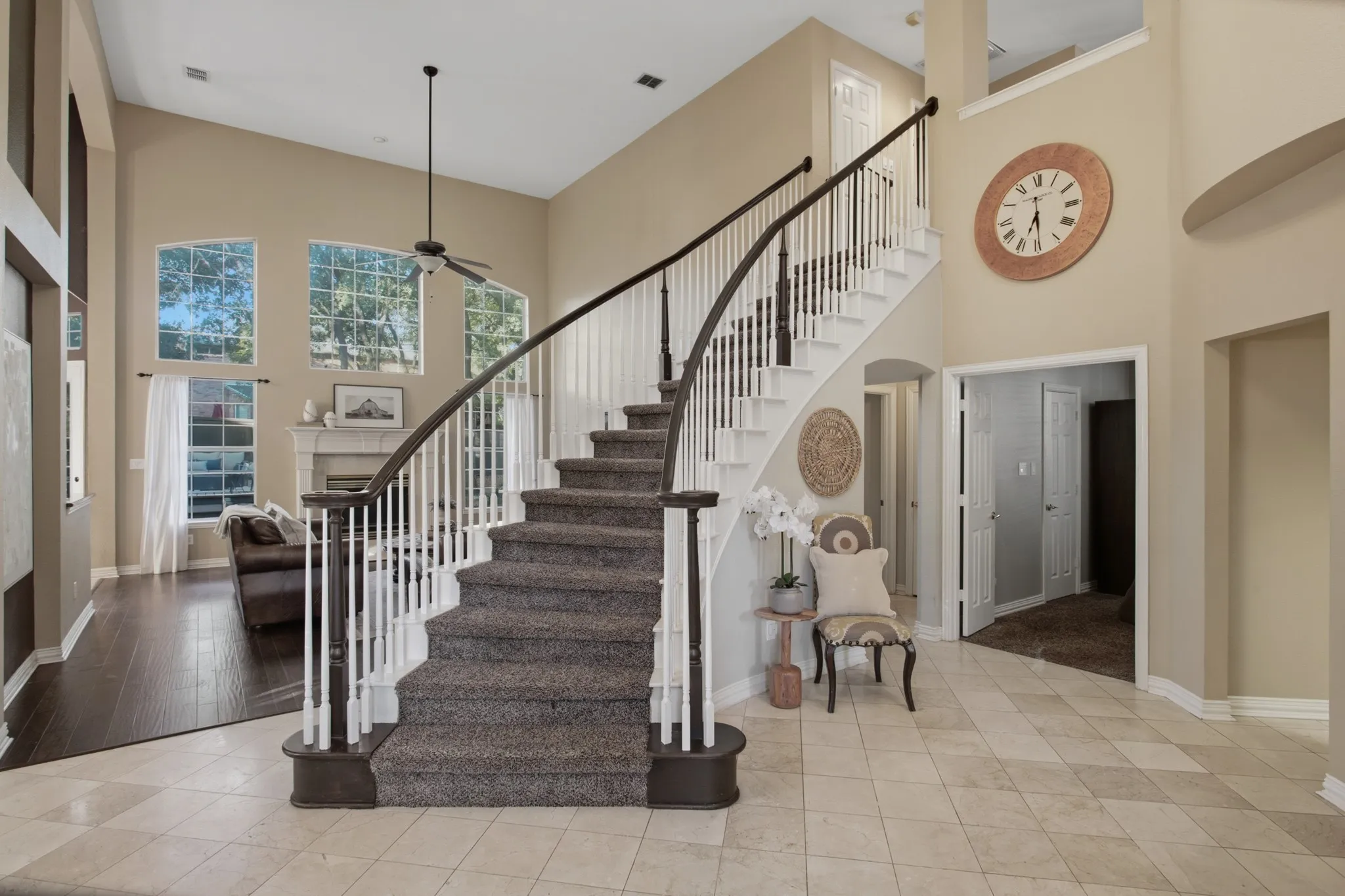 Single Family Residence For Sale in Denton County , 4210 Liberty Court, Flower Mound, Texas 75028, 4 Bedroom, 3 Bathroom, 2 Garage spaces, 2,892 Sqft, built in 1997, mls#21405954, Real Estate Agent in Flower Mound, Homes For Sale in Denton county, Homes For Sale in Flower Mound, Realtor in Flower Mound Texas, Real Estate Brokerage Independent Realty Texas, Luminita Cordes Realtor