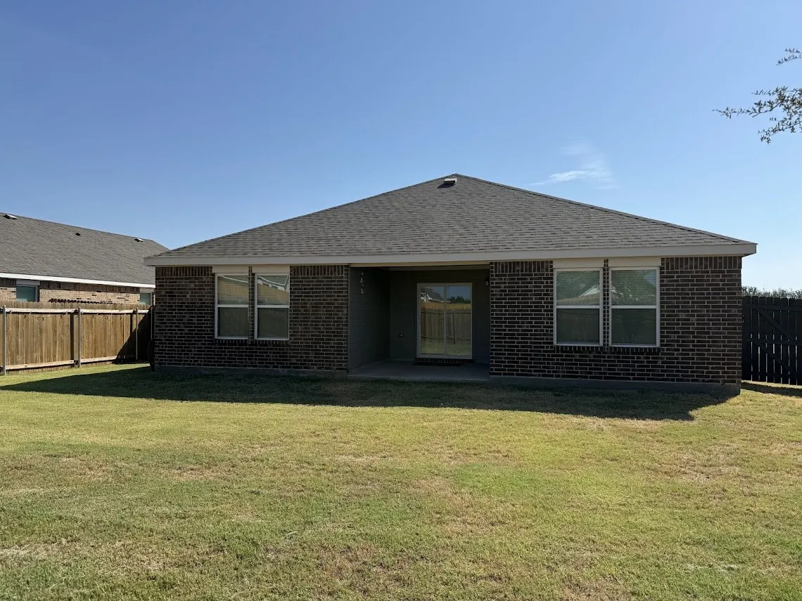 Single Family Residence For Rent in Parker County , 529 Jameson Street, Springtown, Texas 76082, 4 Bedroom, 2 Bathroom, 2 Garage spaces, 1,853 Sqft, built in 2024, mls#21407009, Real Estate Agent in Springtown, Homes For Rent in Parker county, Homes For Rent in Springtown, Realtor in Springtown Texas, Real Estate Brokerage Independent Realty Texas, Luminita Cordes Realtor
