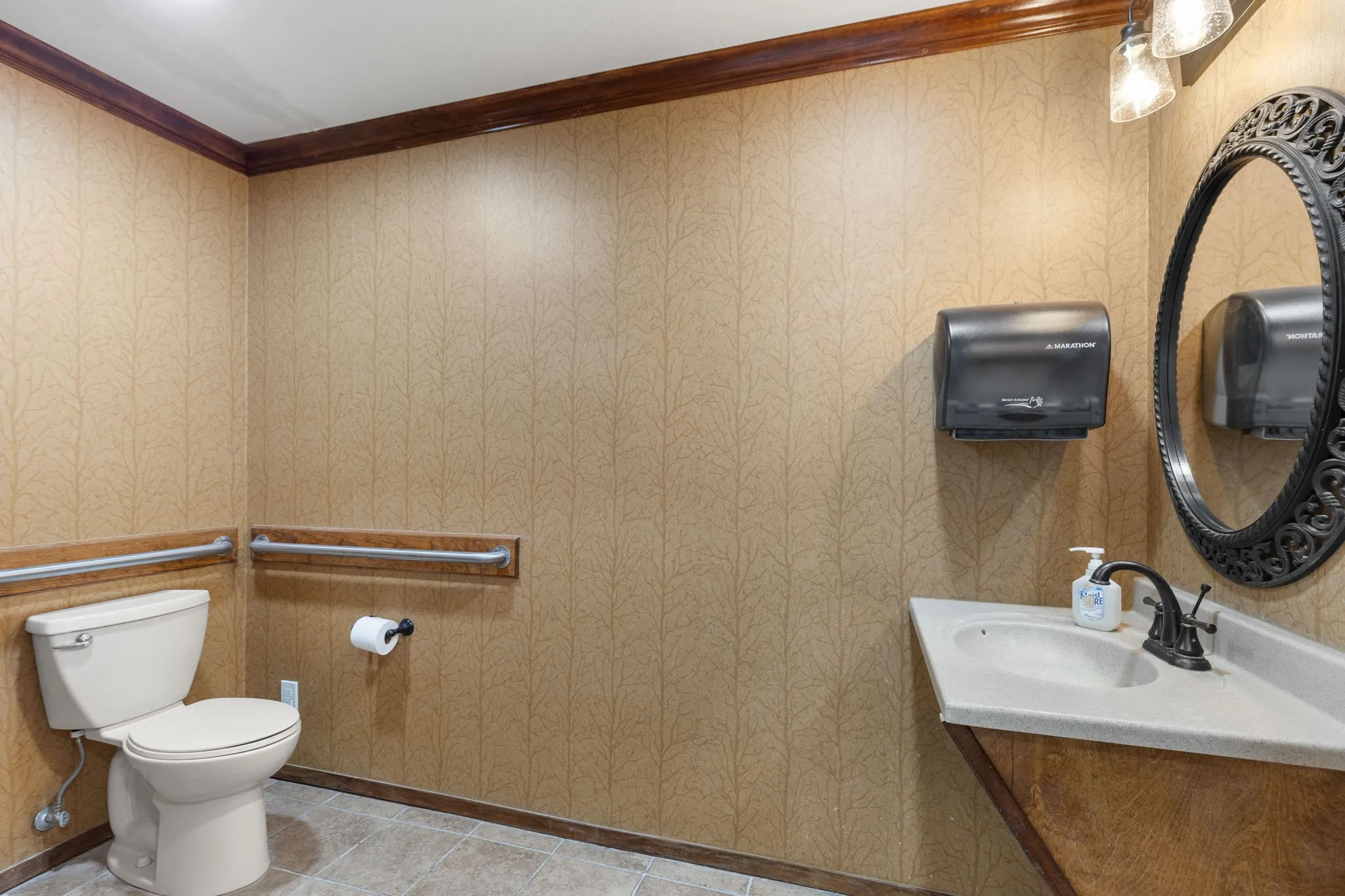 Office For Sale in Young County , 1317 East, Graham, Texas 76450, 0, 0, Garage spaces, 0 Sqft, built in 1983, mls#21407086, Real Estate Agent in Graham, Homes For Sale in Young county, Homes For Sale in Graham, Realtor in Graham Texas, Real Estate Brokerage Independent Realty Texas, Luminita Cordes Realtor